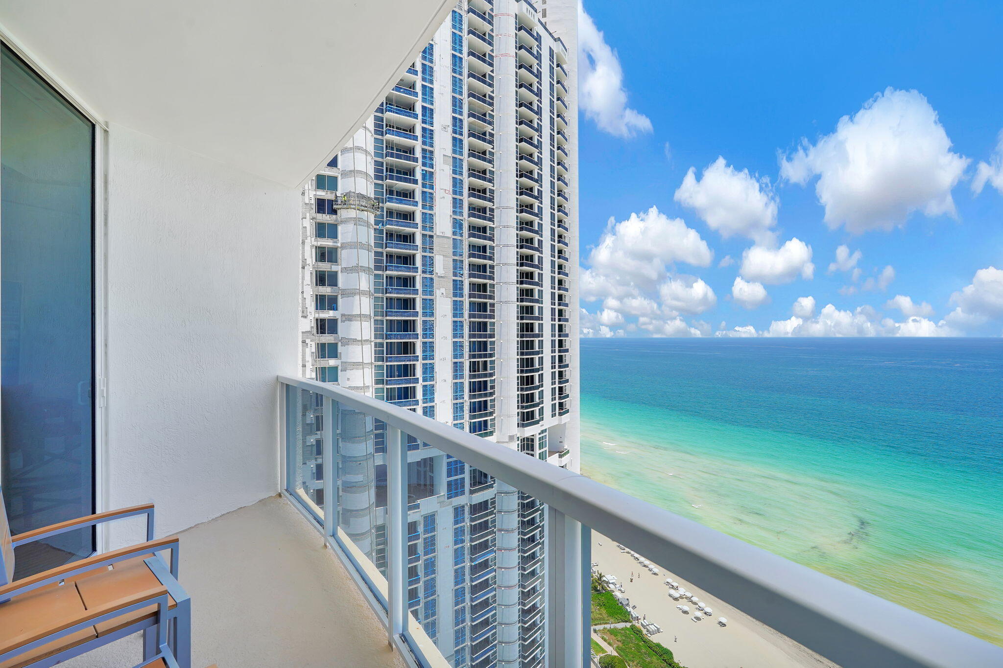 TRUMP INTERNATIONAL SONESTA - Residential