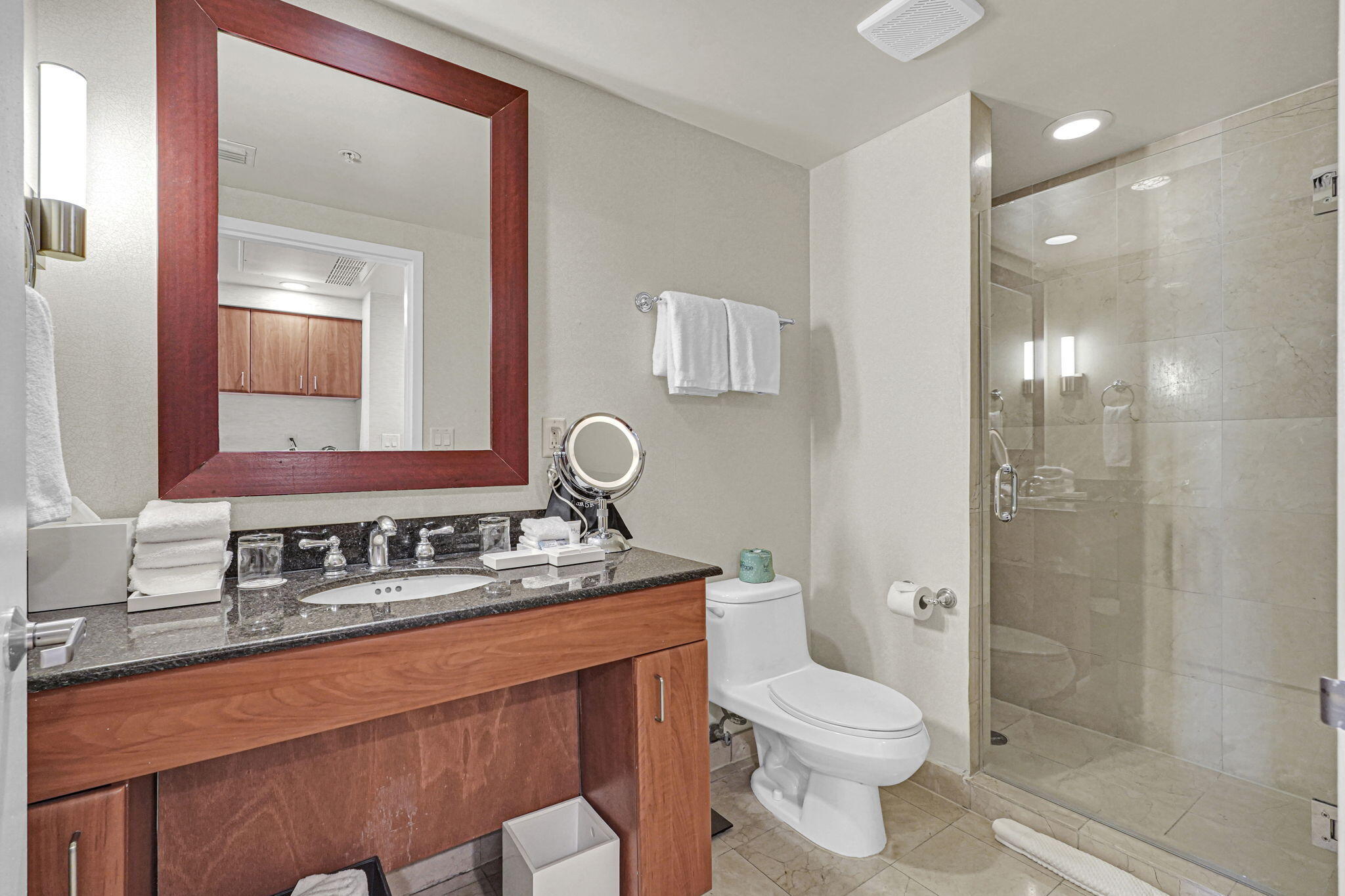 TRUMP INTERNATIONAL SONESTA - Residential
