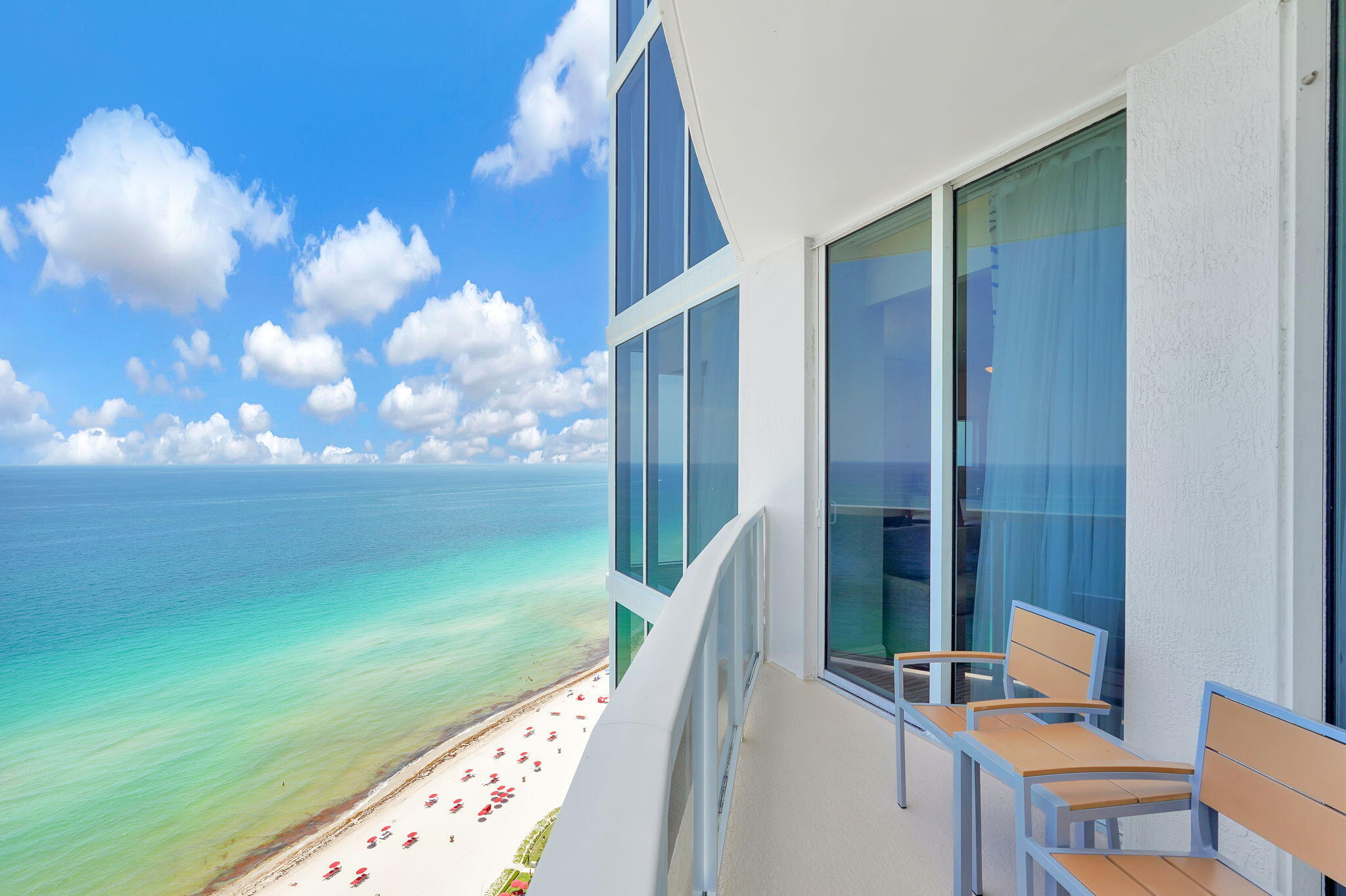 TRUMP INTERNATIONAL SONESTA - Residential
