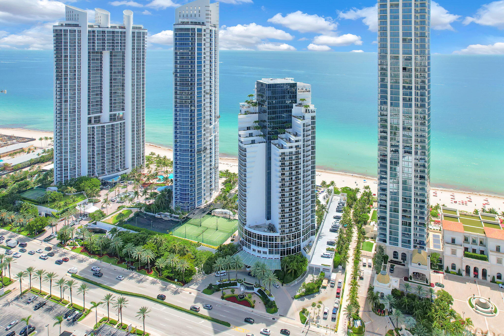 TRUMP INTERNATIONAL SONESTA - Residential
