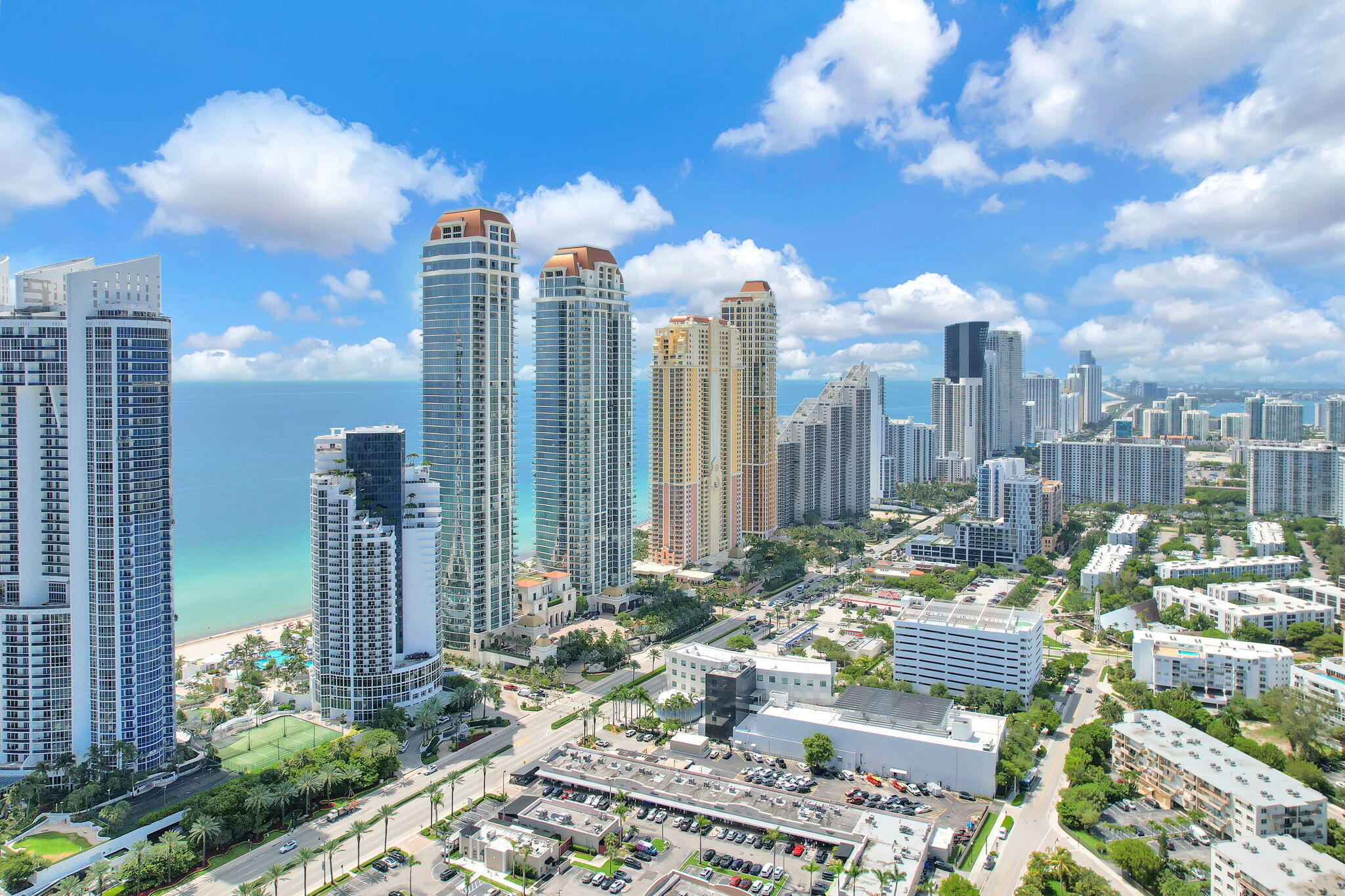 TRUMP INTERNATIONAL SONESTA - Residential