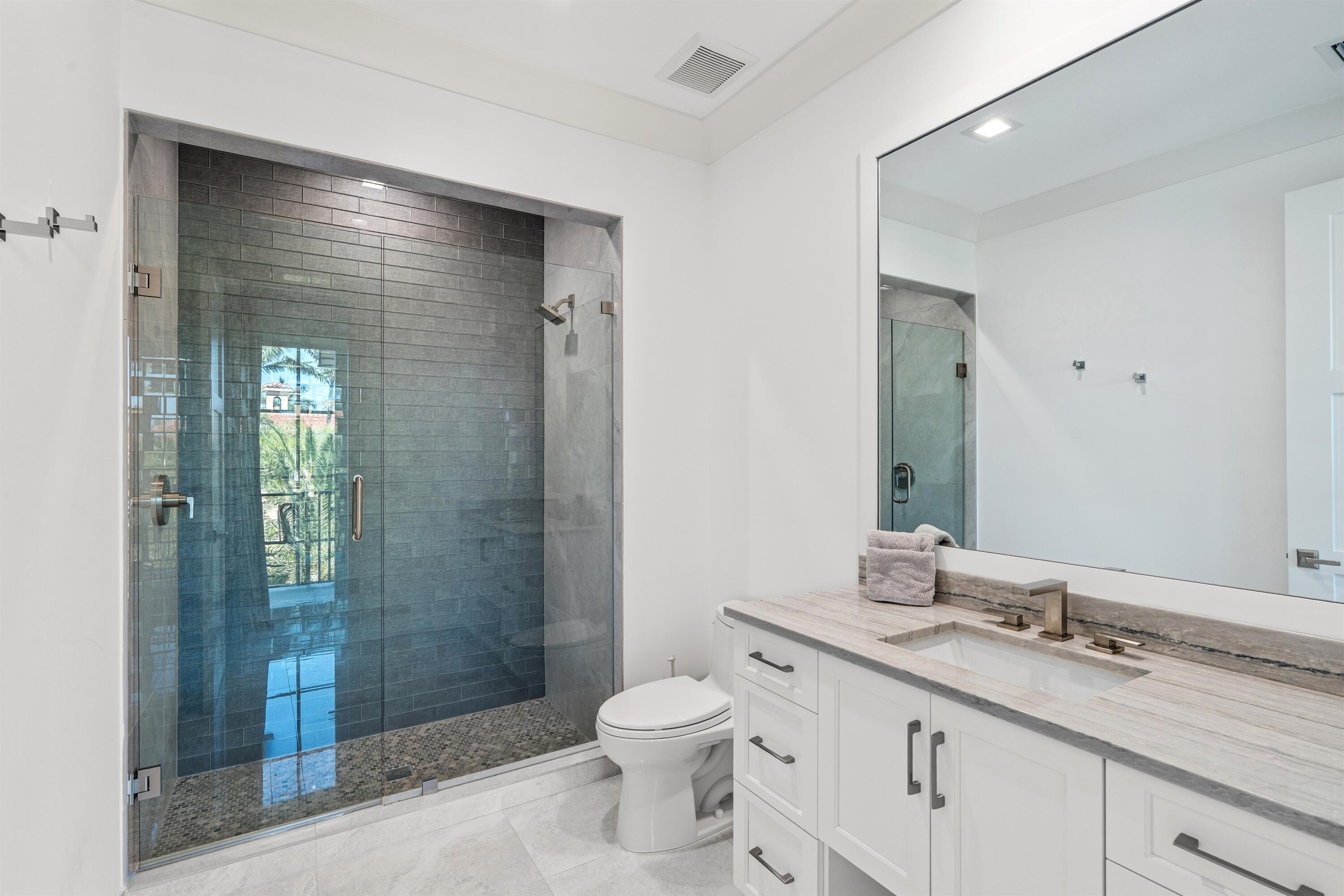 BOCA HARBOUR ISLAND SEC - Residential
