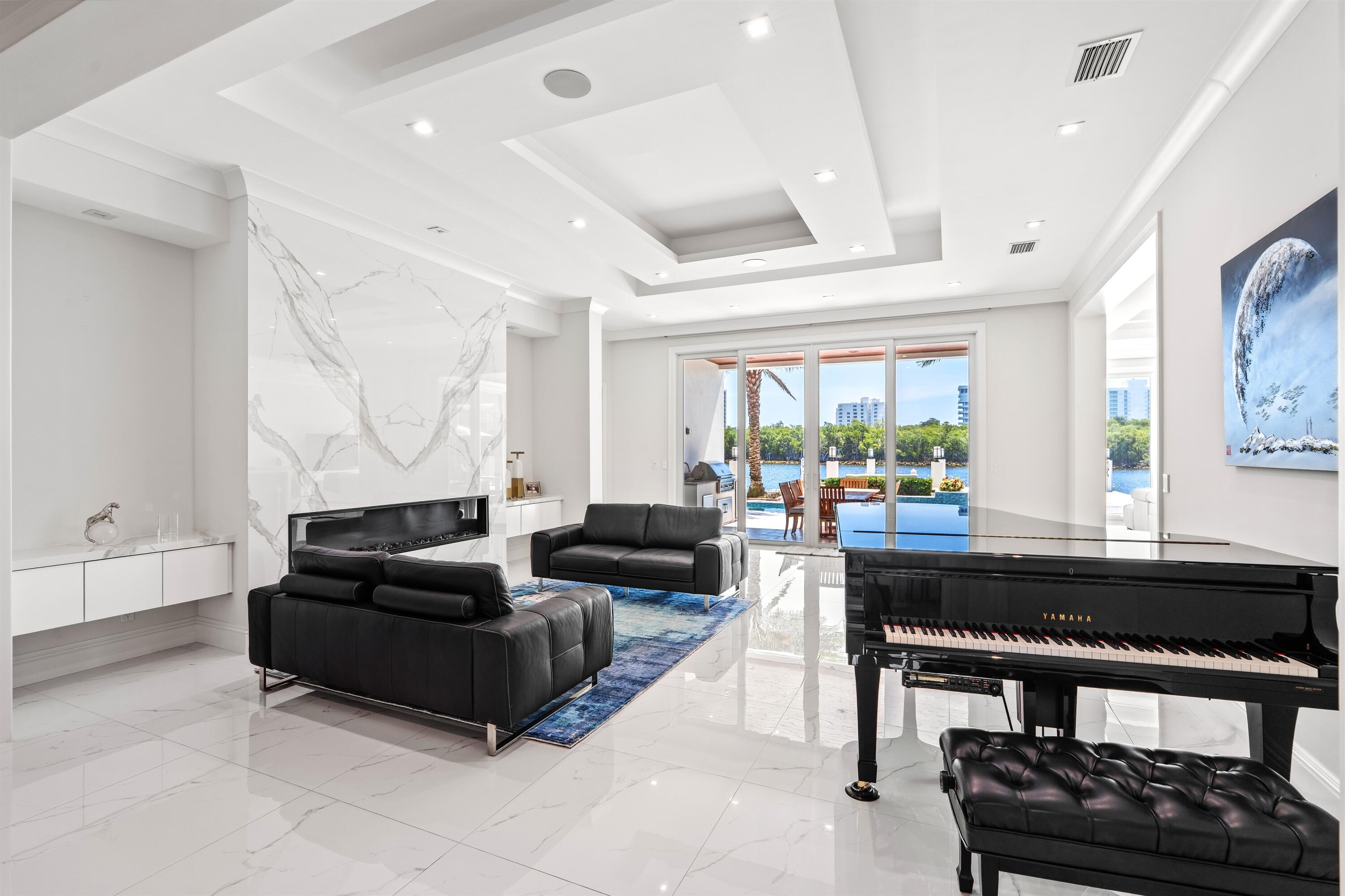 BOCA HARBOUR ISLAND SEC - Residential