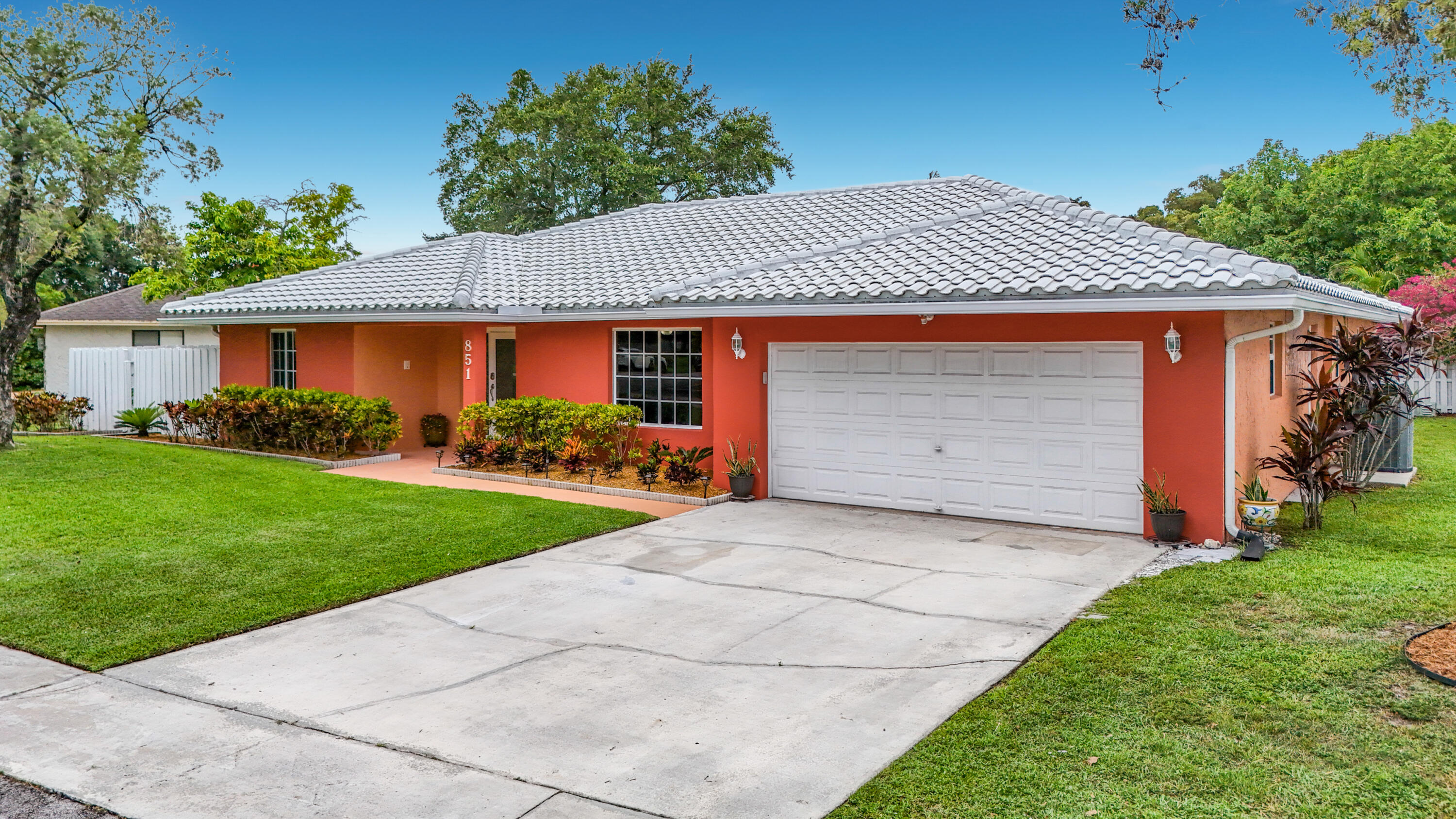 PLANTATION HILLS 1 SEC - Residential