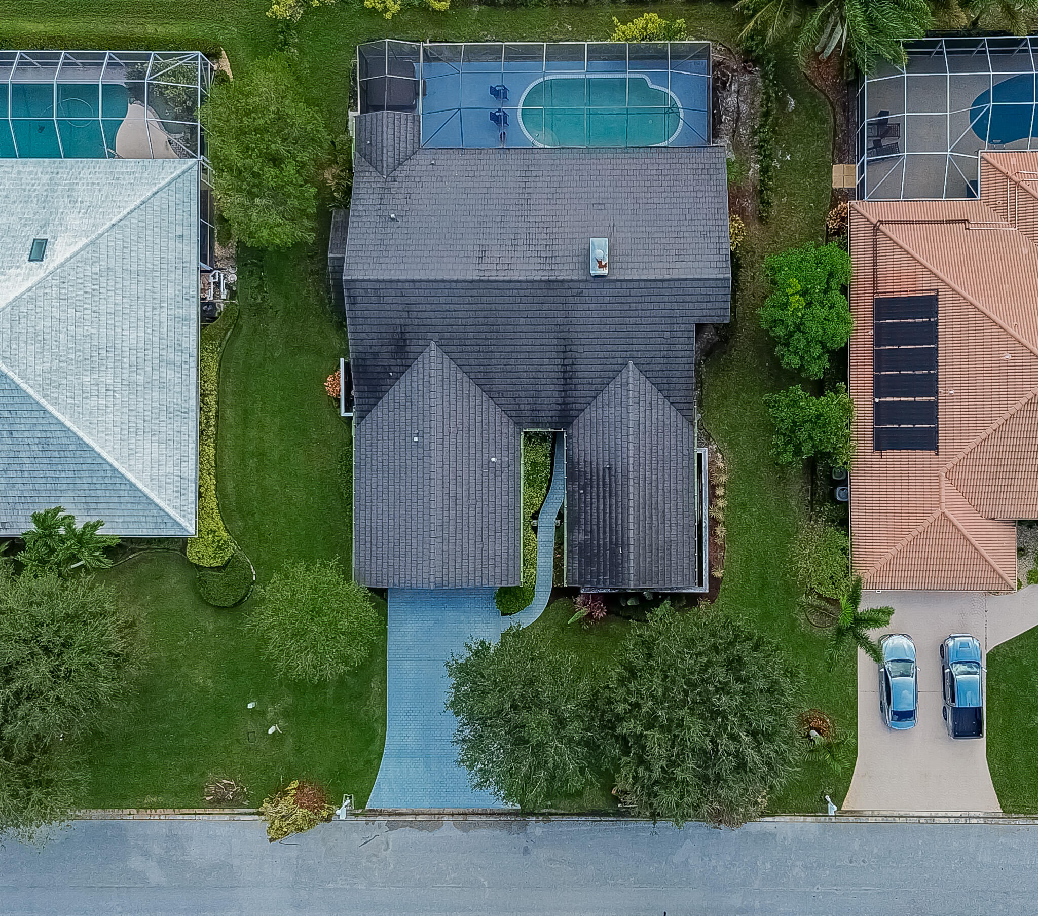 COUNTRY CLUB ESTATES - Residential