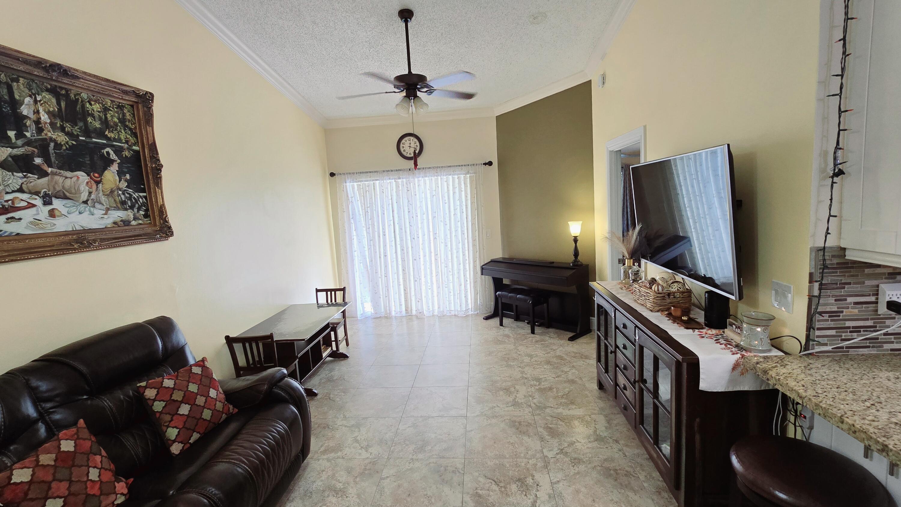 VILLAGER TOWNHOMES - Residential Lease