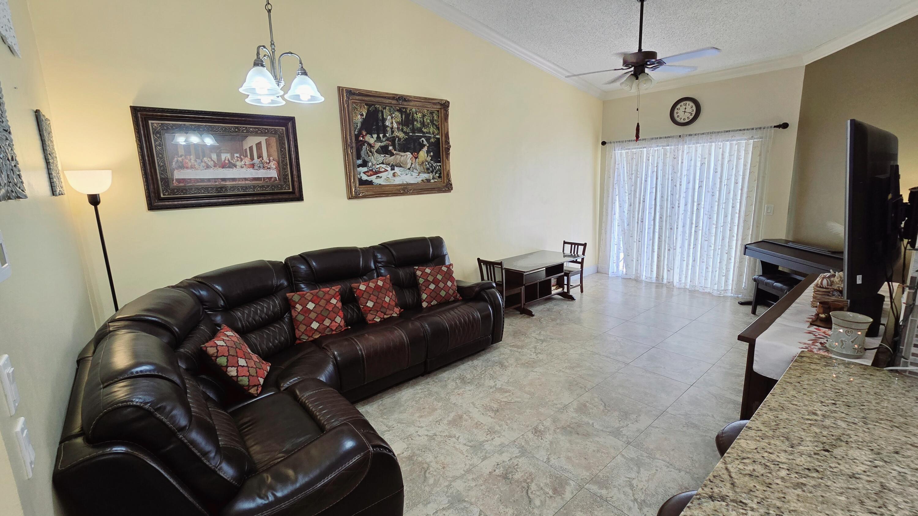 VILLAGER TOWNHOMES - Residential Lease