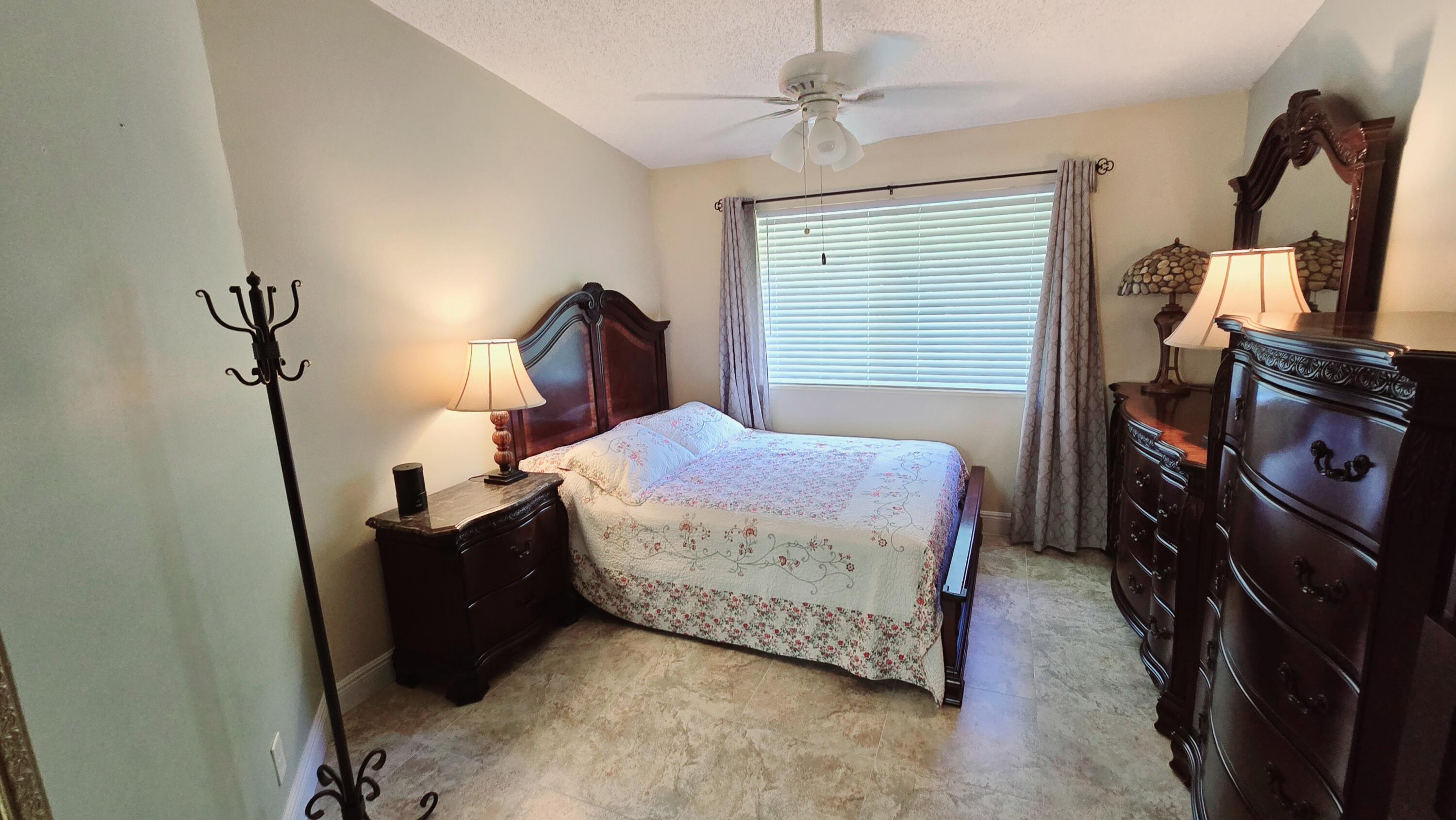 VILLAGER TOWNHOMES - Residential Lease