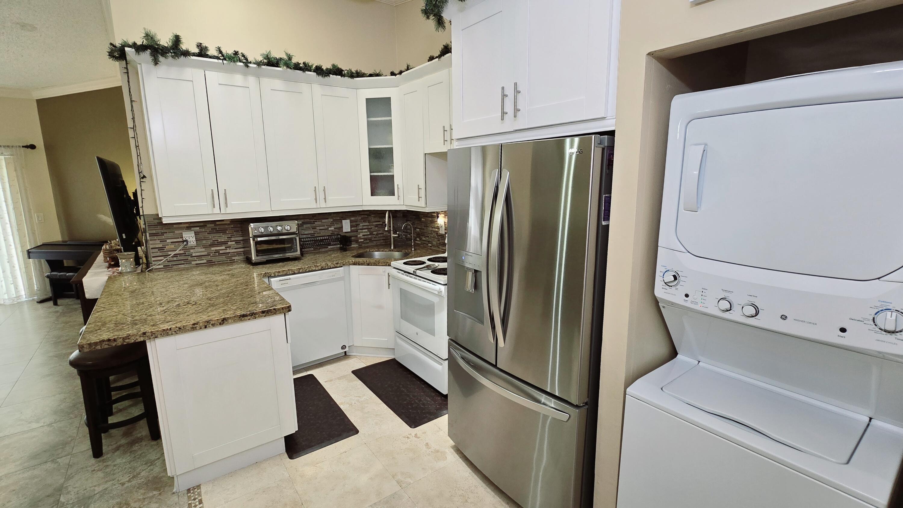 VILLAGER TOWNHOMES - Residential Lease
