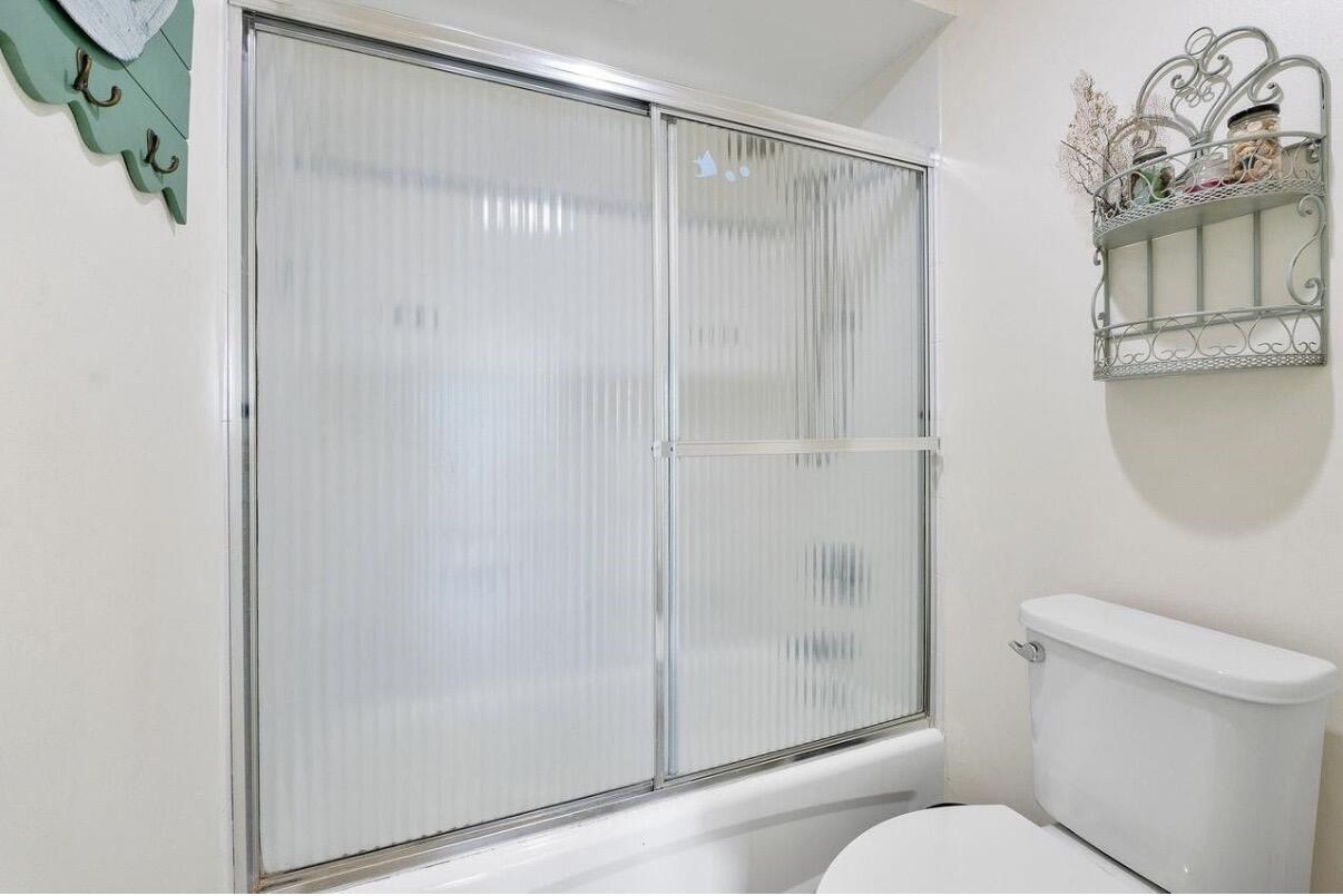 LEISURE TOWERS CONDO - Residential
