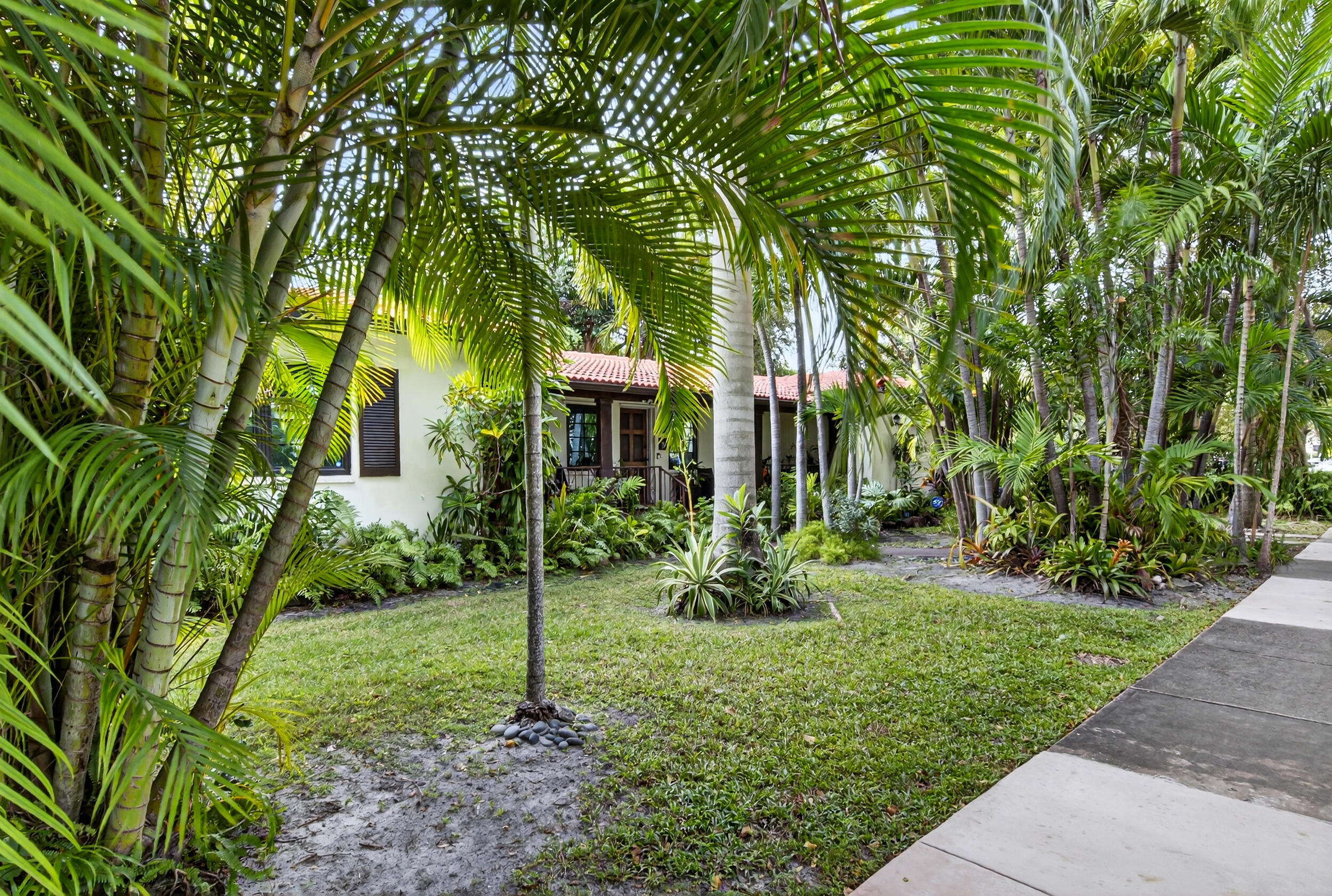 CORAL GABLES CRAFTS SEC - Residential