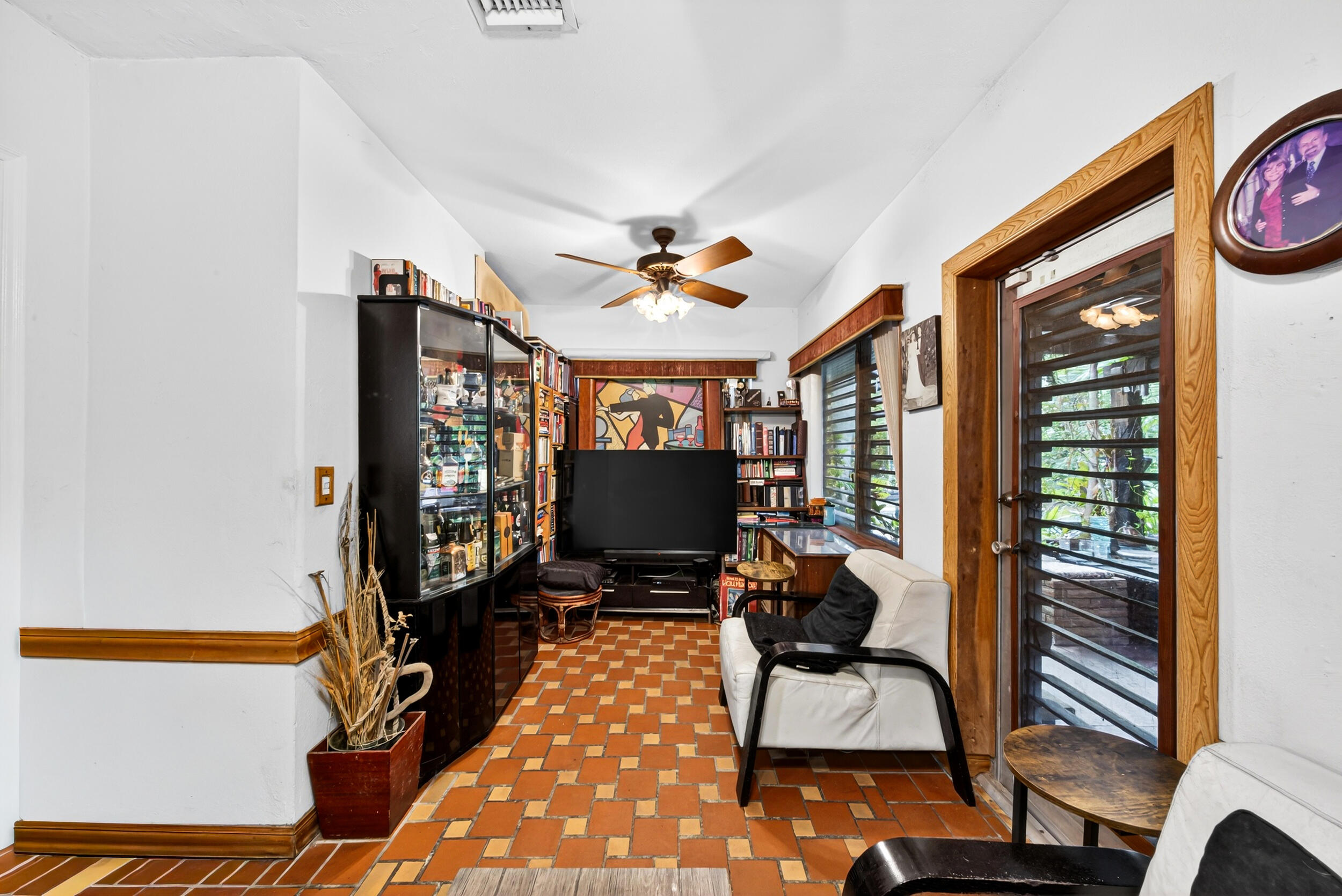 CORAL GABLES CRAFTS SEC - Residential