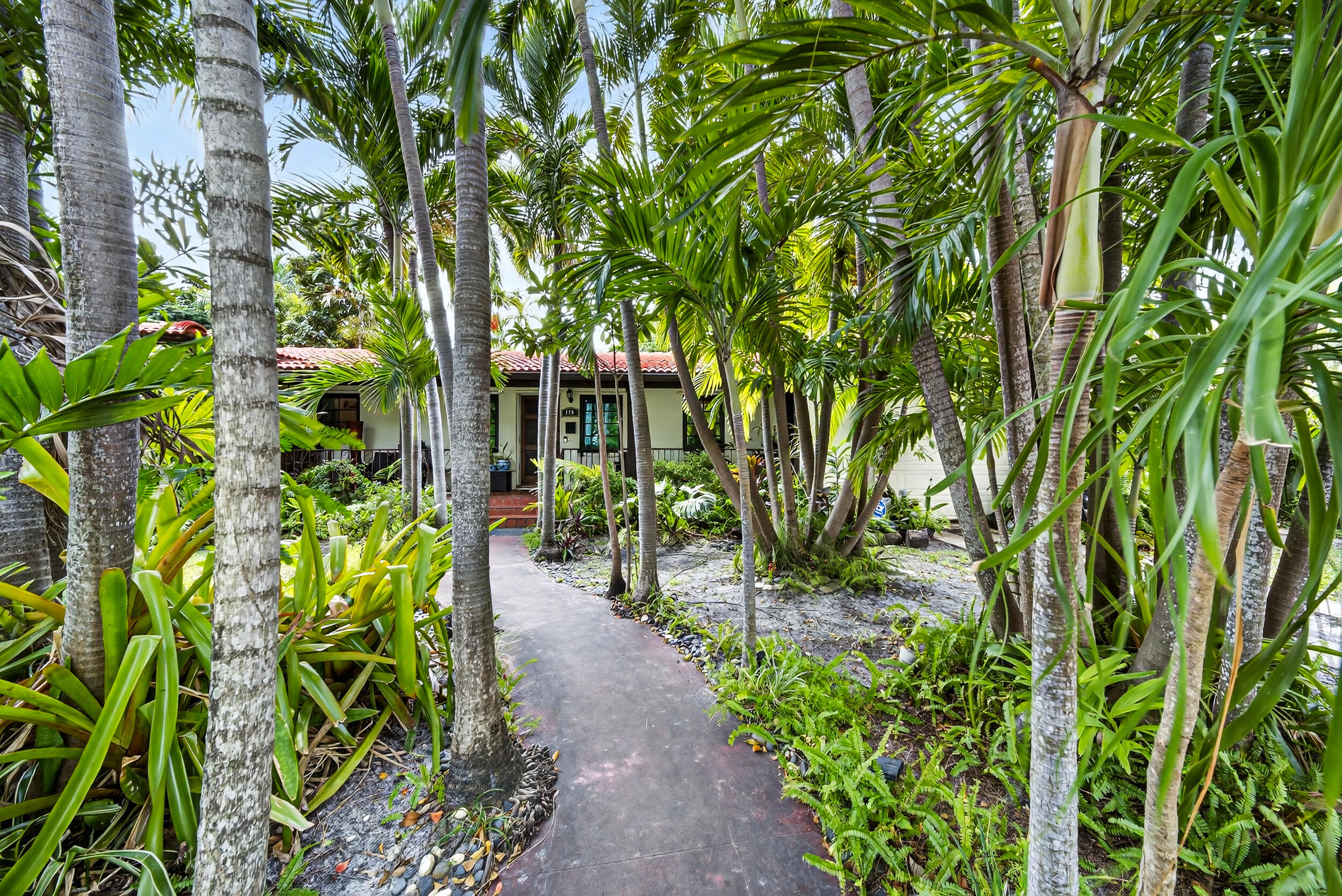 CORAL GABLES CRAFTS SEC - Residential