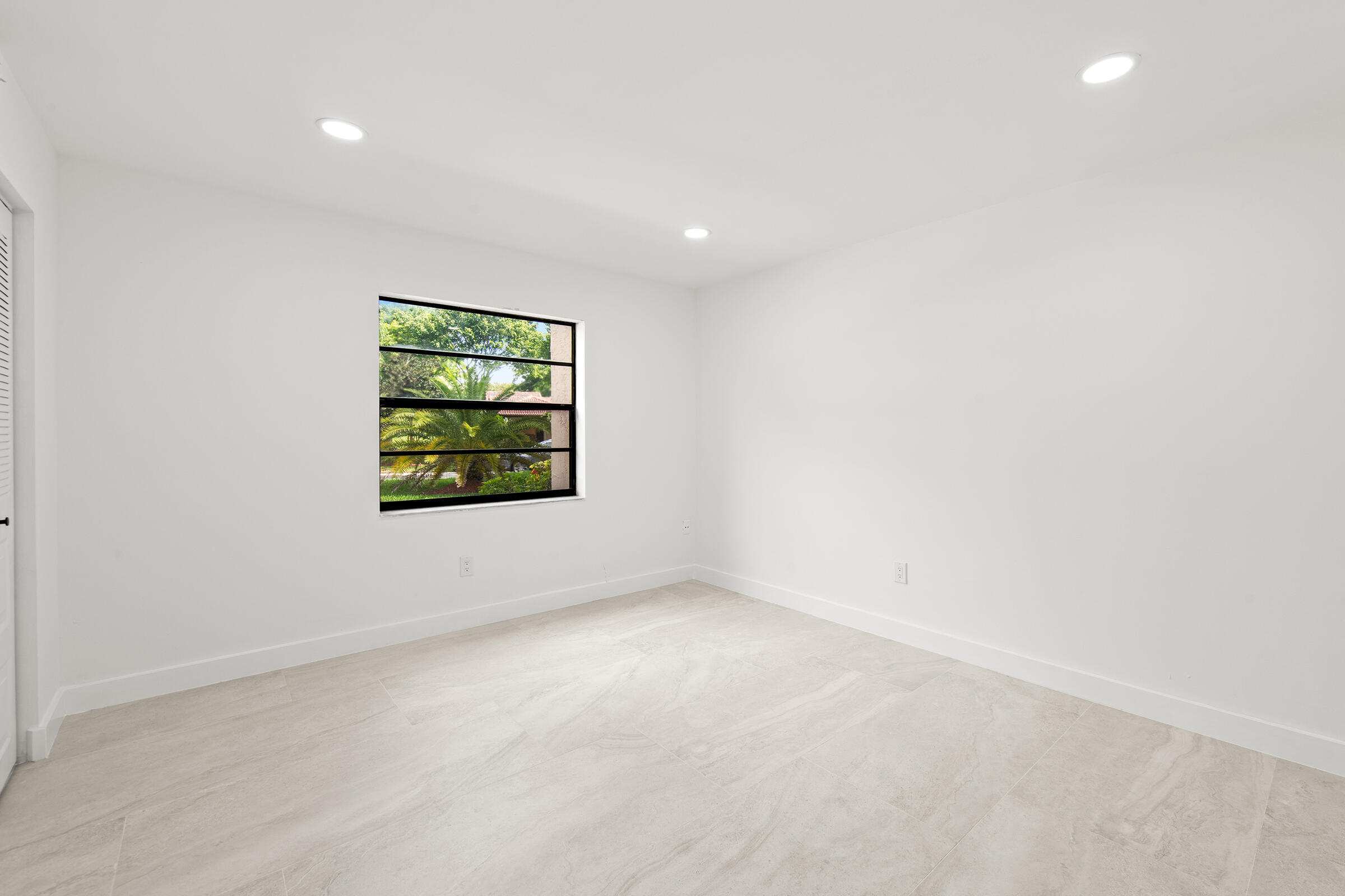 PINES OF BOCA LAGO CONDO - Residential