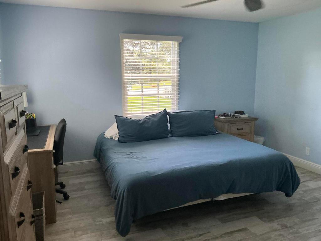 DELRAY DUNES - Residential