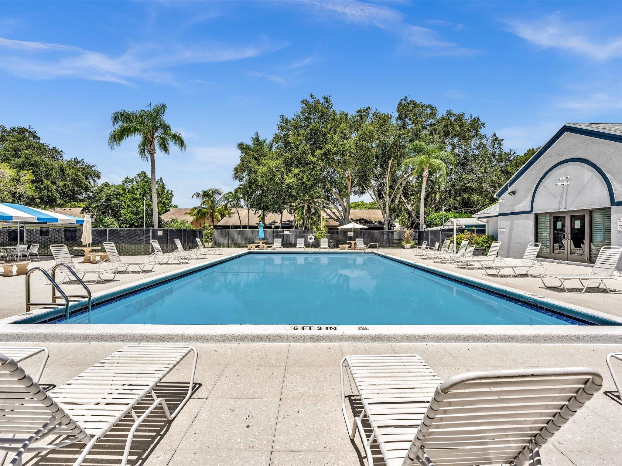 BOYNTON LAKES 4 - Residential