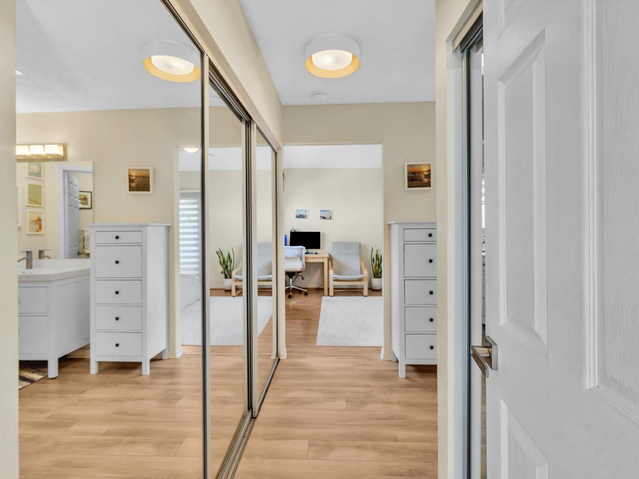 BOYNTON LAKES 4 - Residential