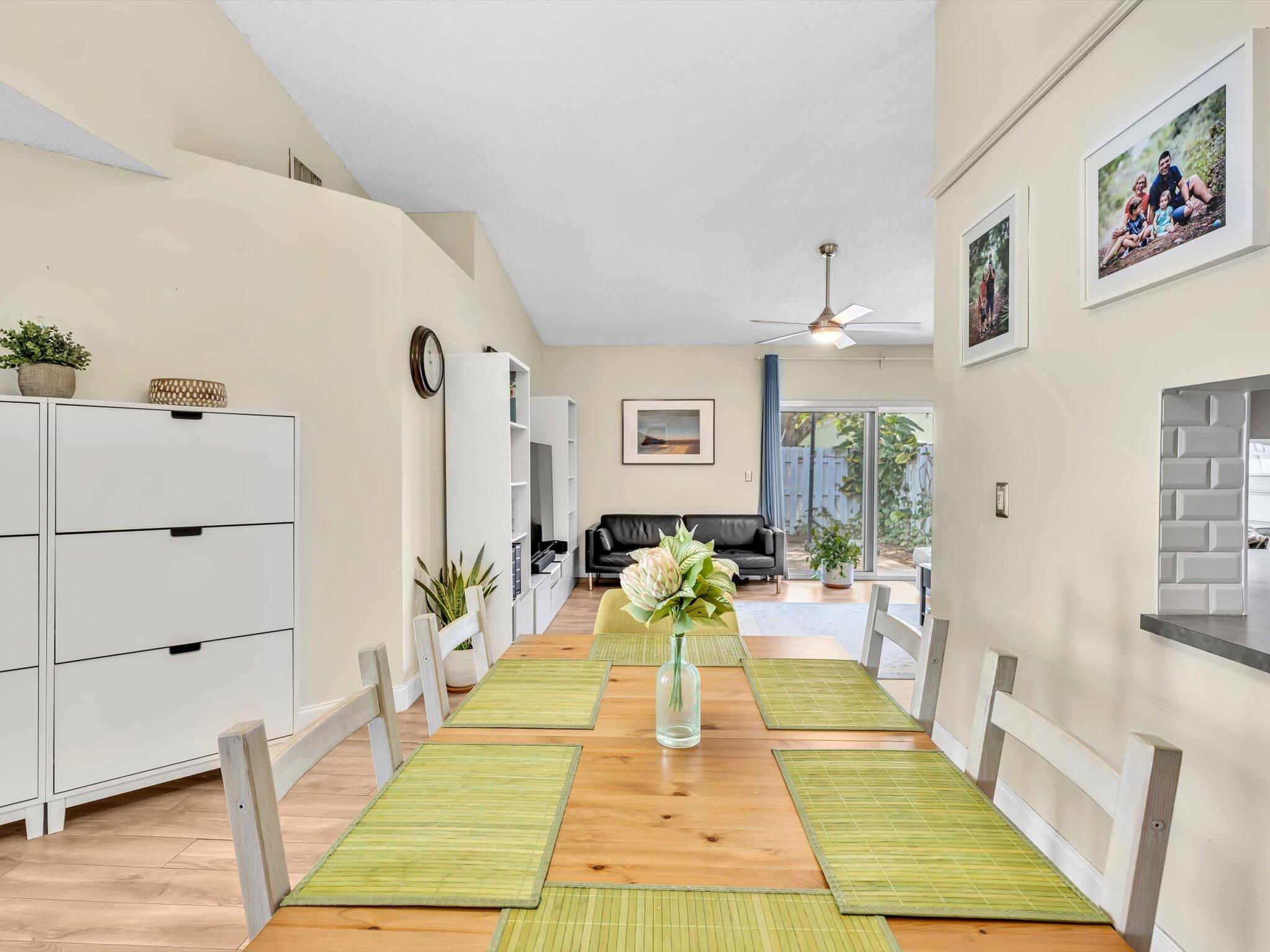 BOYNTON LAKES 4 - Residential