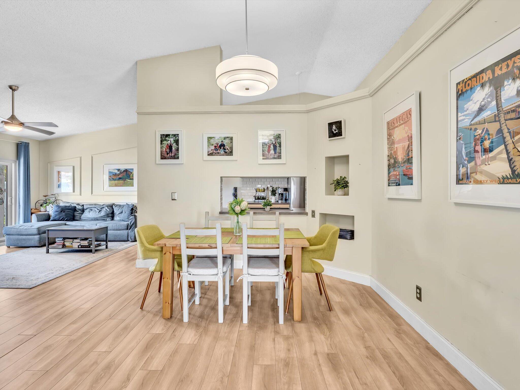 BOYNTON LAKES 4 - Residential