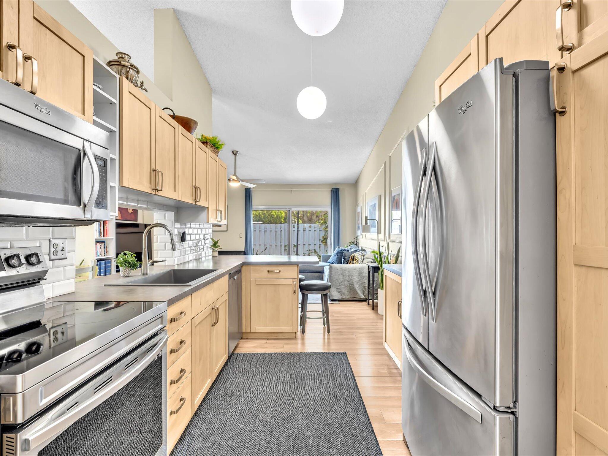 BOYNTON LAKES 4 - Residential