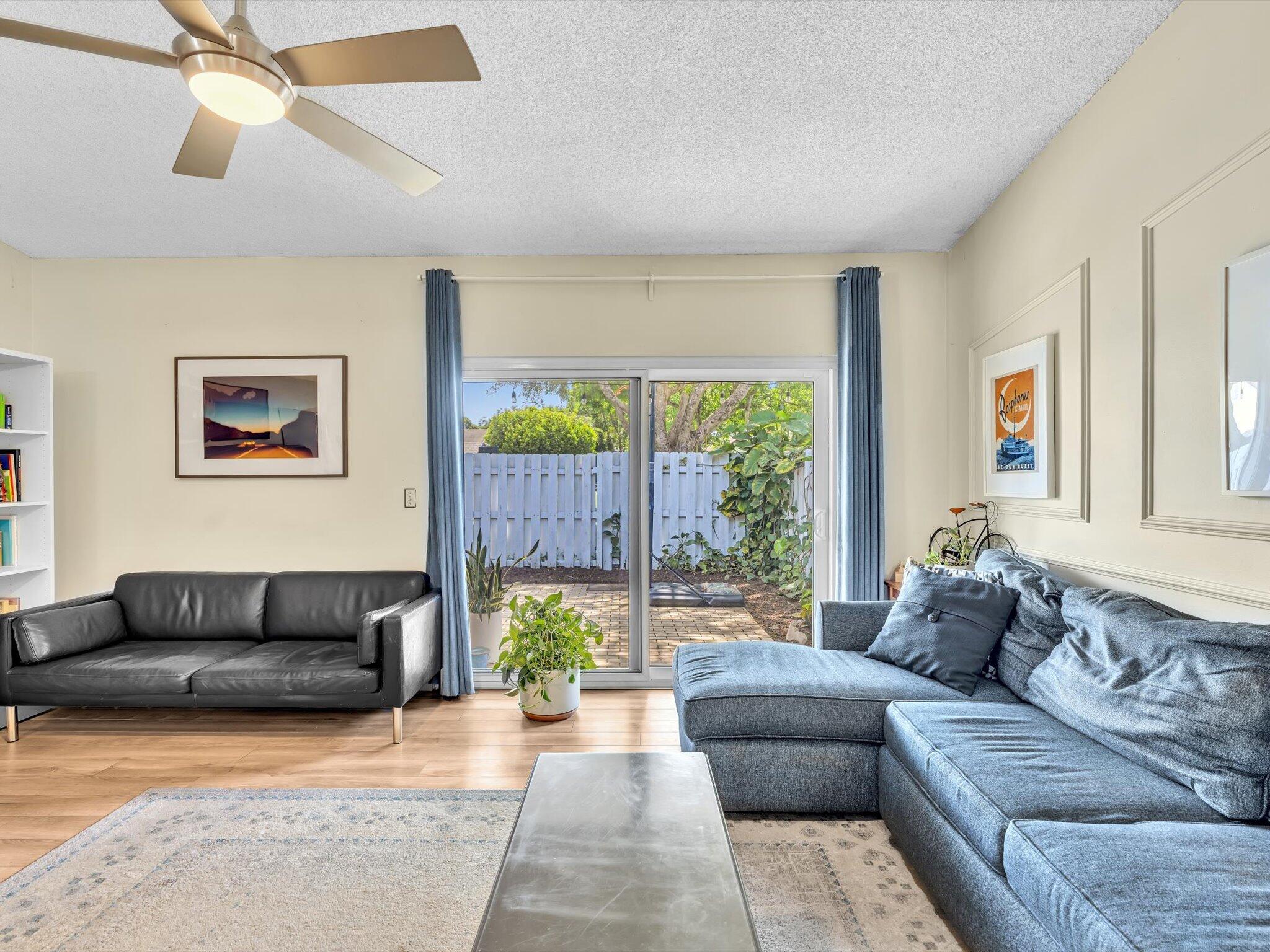 BOYNTON LAKES 4 - Residential