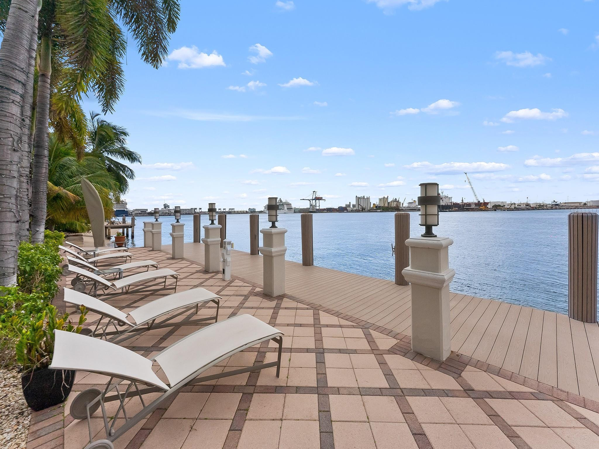HARBOUR HEIGHTS - Residential