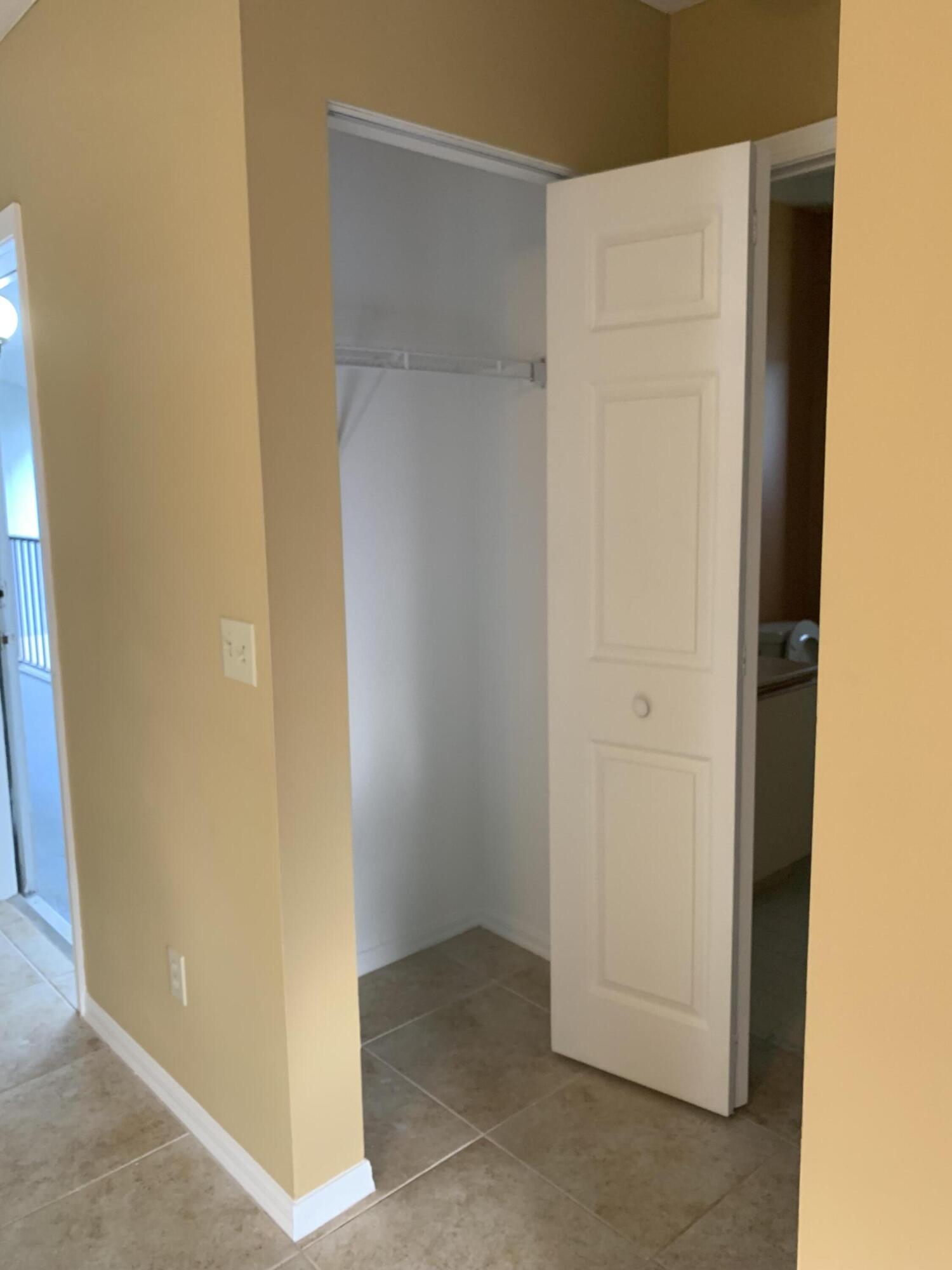 FAIRWAY PALMS CONDO - Residential