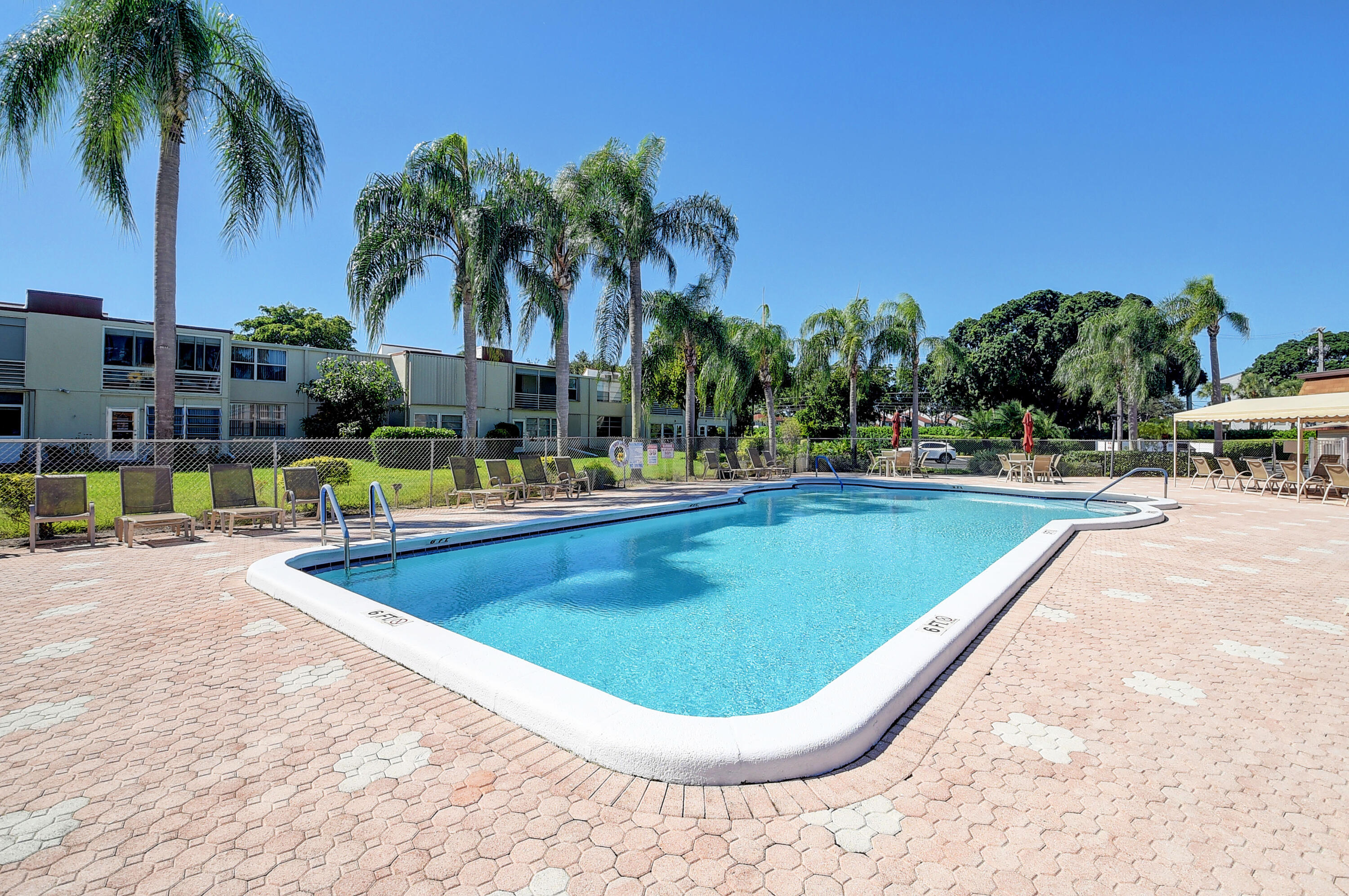 ABBEY VILLAGE - Residential Lease