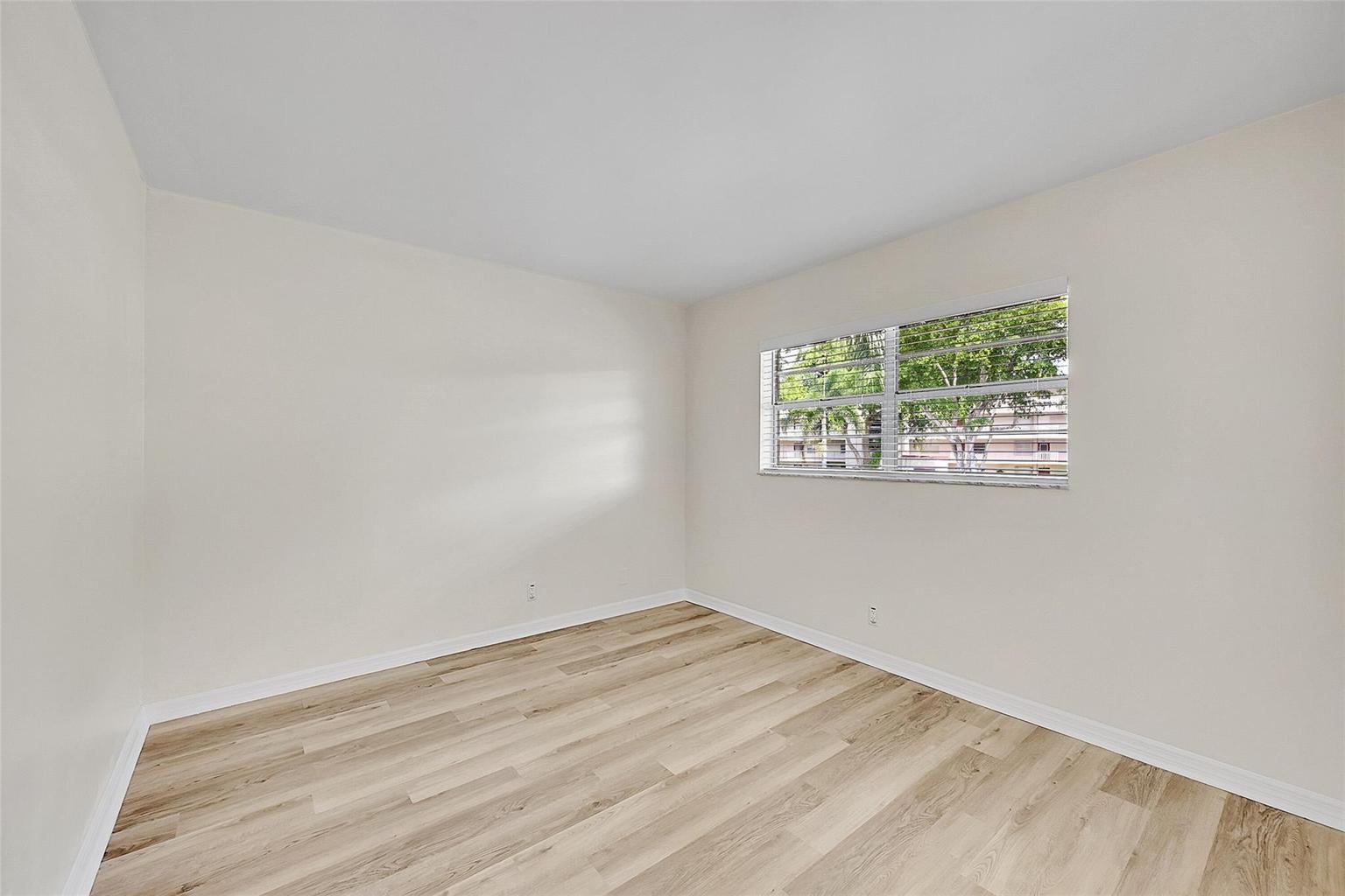 ABBEY VILLAGE - Residential Lease