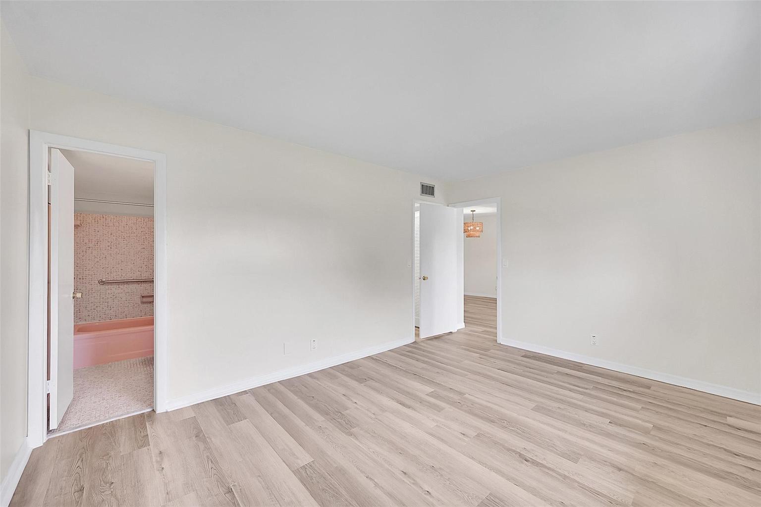 ABBEY VILLAGE - Residential Lease