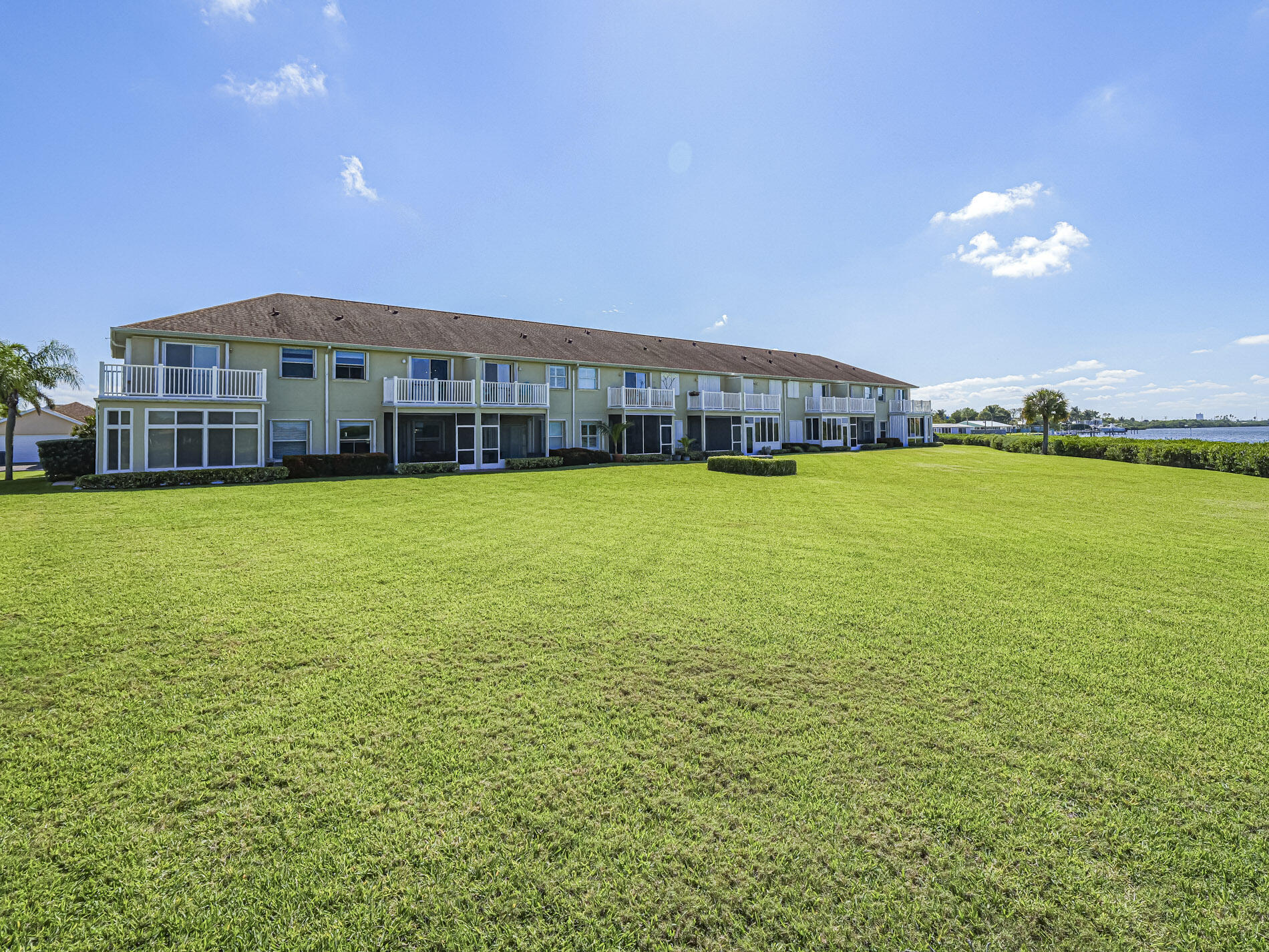 RIVERSIDE AT SANDS CONDOMINIUM - Residential