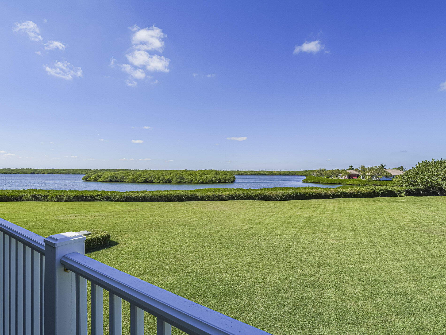 RIVERSIDE AT SANDS CONDOMINIUM - Residential