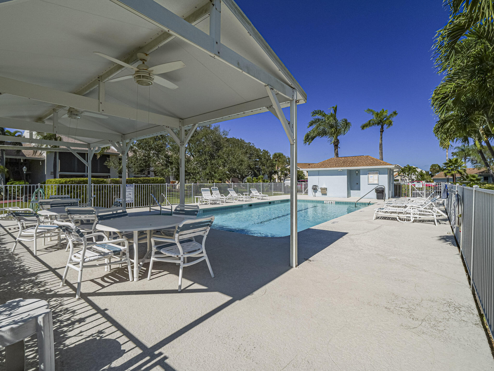 RIVERSIDE AT SANDS CONDOMINIUM - Residential
