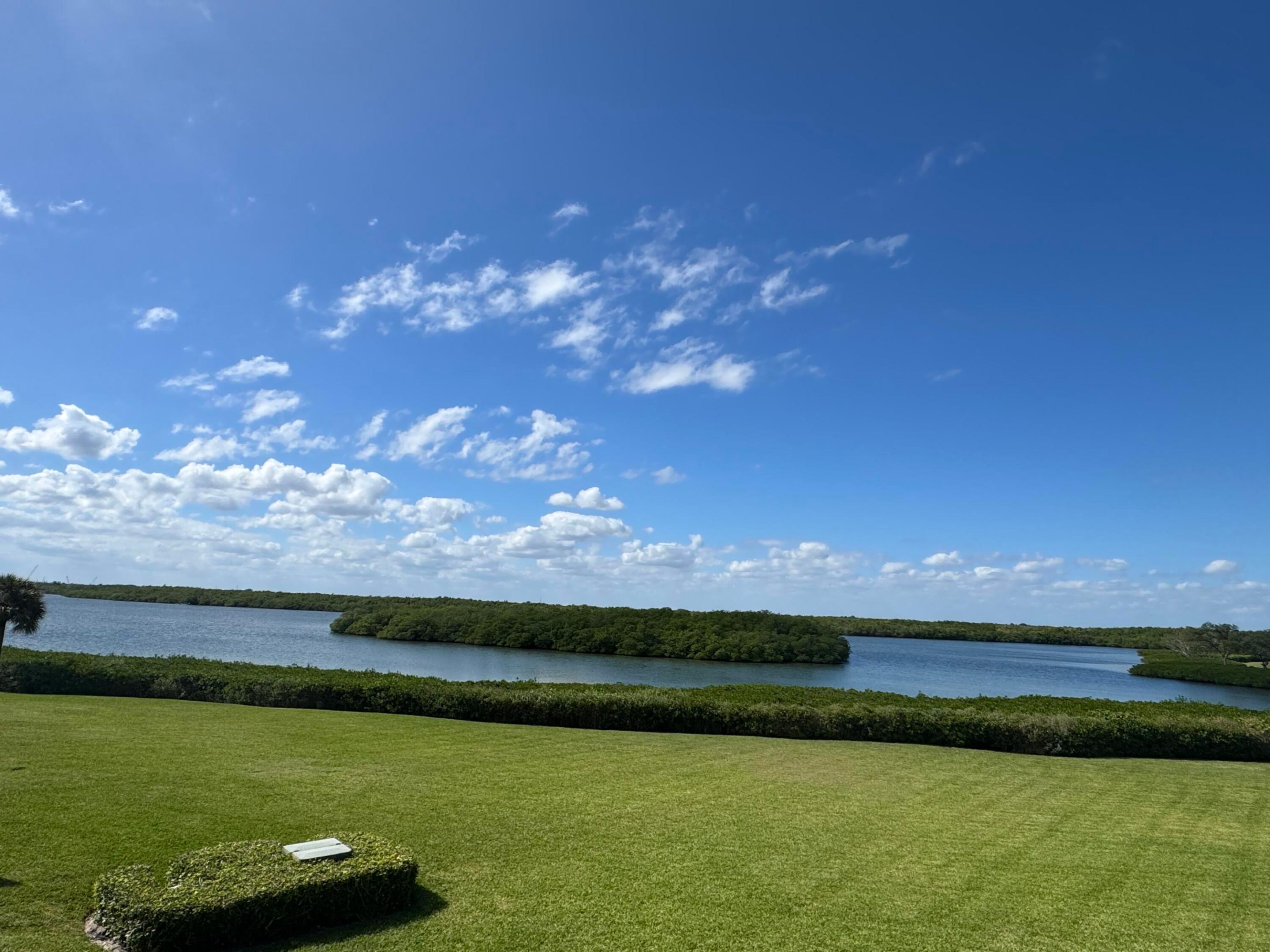 RIVERSIDE AT SANDS CONDOMINIUM - Residential