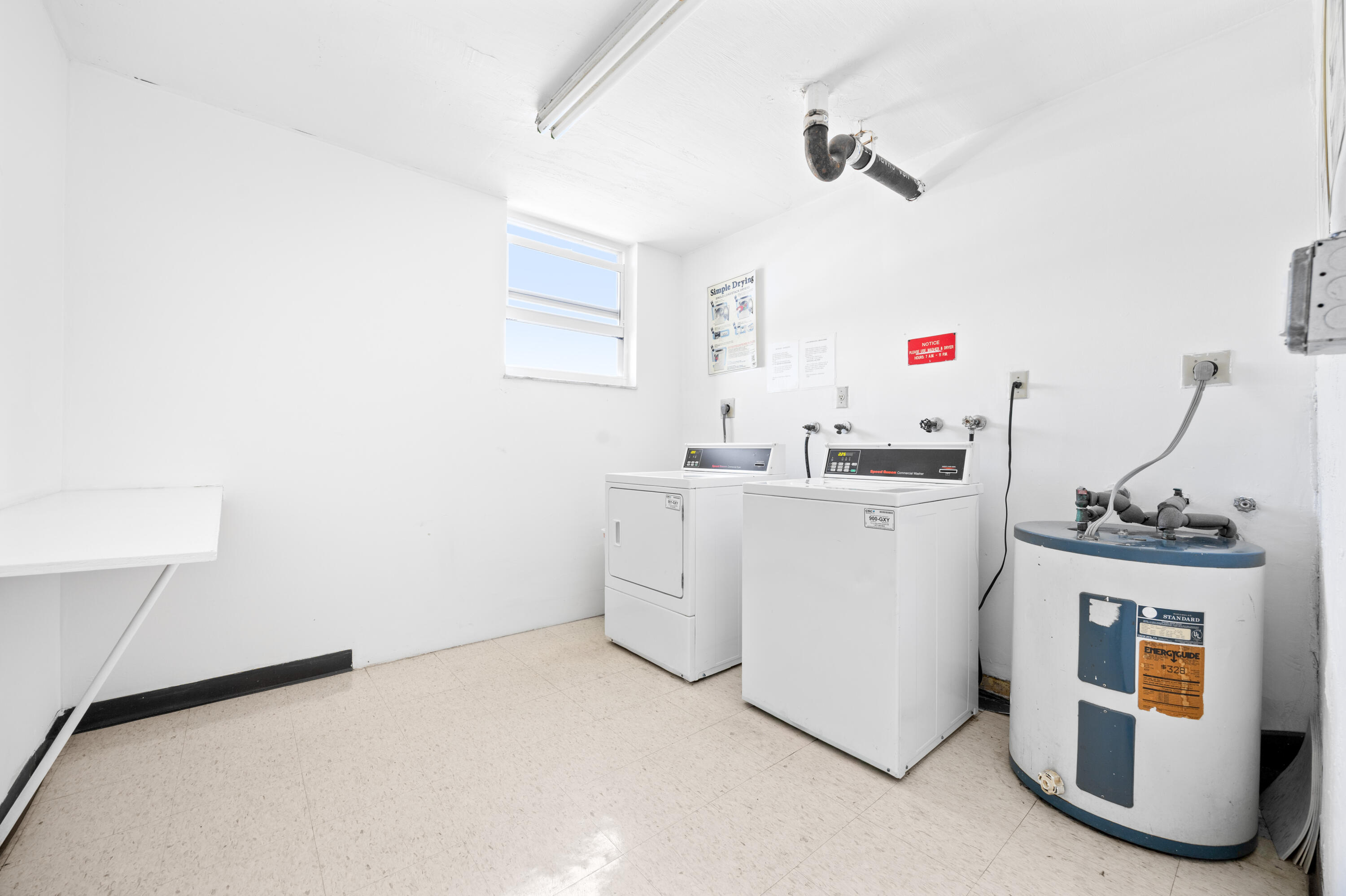 DANIANS SOUTH CONDO - Residential Lease