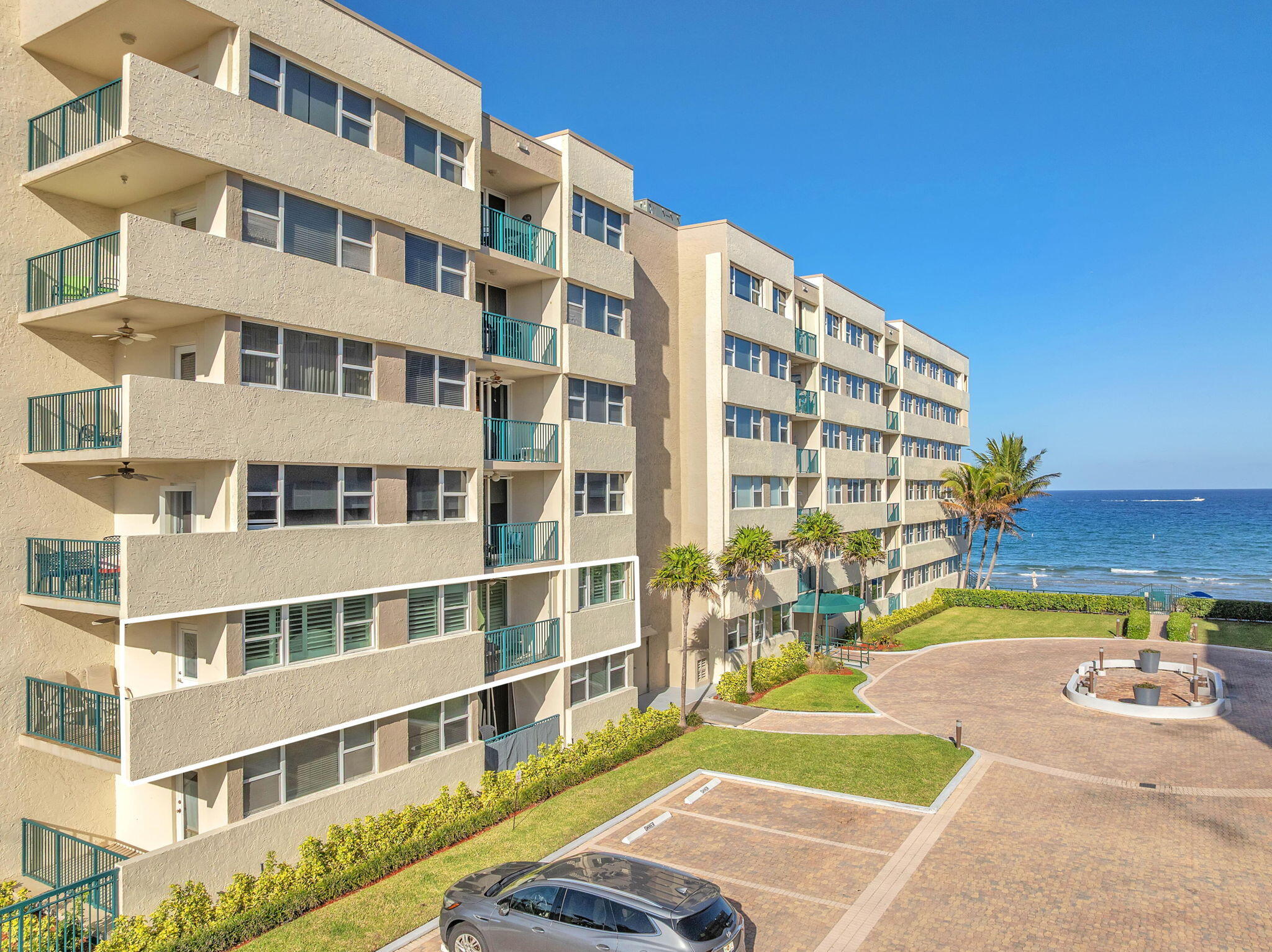 PORT DE MER CONDO - Residential