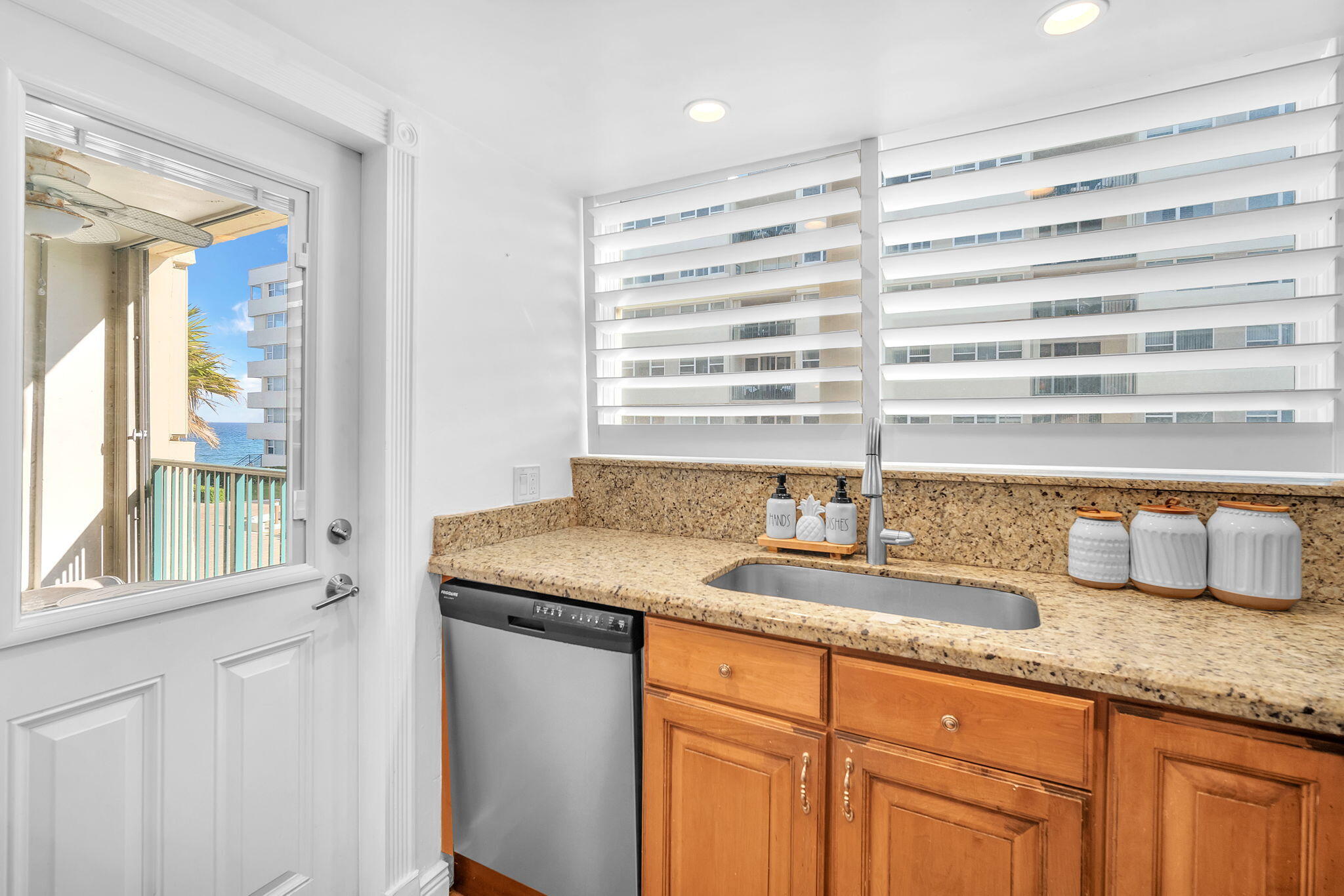 PORT DE MER CONDO - Residential
