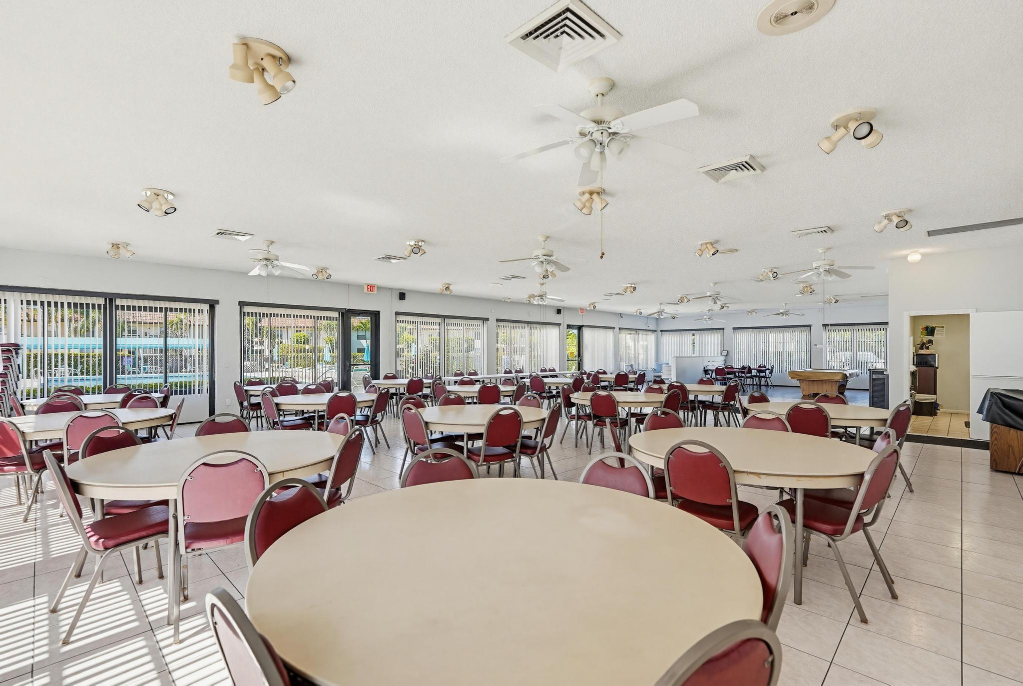 LUCERNE LAKES GOLF COLONY - Residential Lease