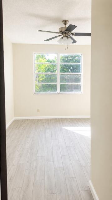 CORAL SPRINGS ESTATE TOWNHOMES - Residential Lease
