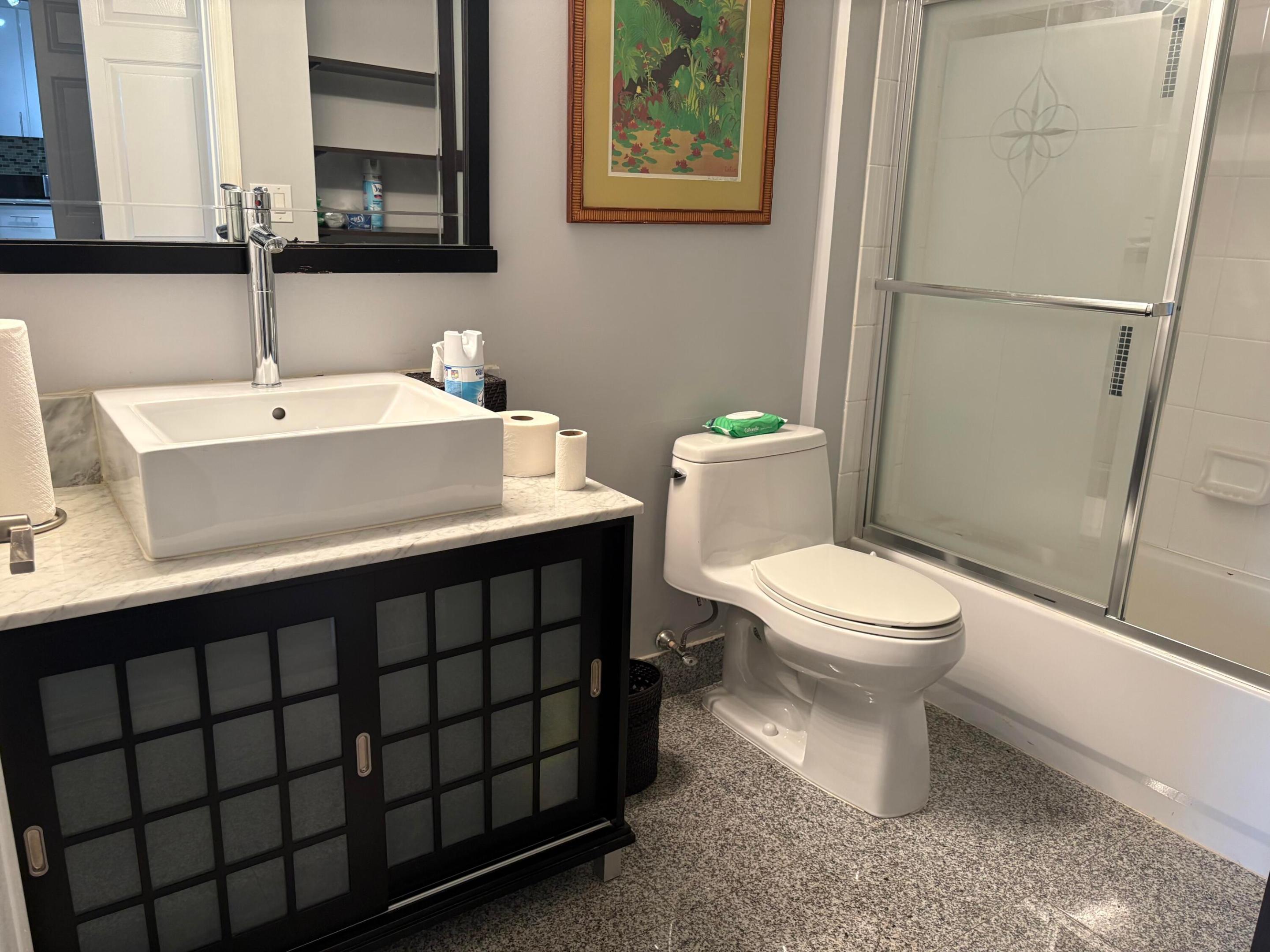 SOUTHAMPTON CONDOMINIUM I - Residential