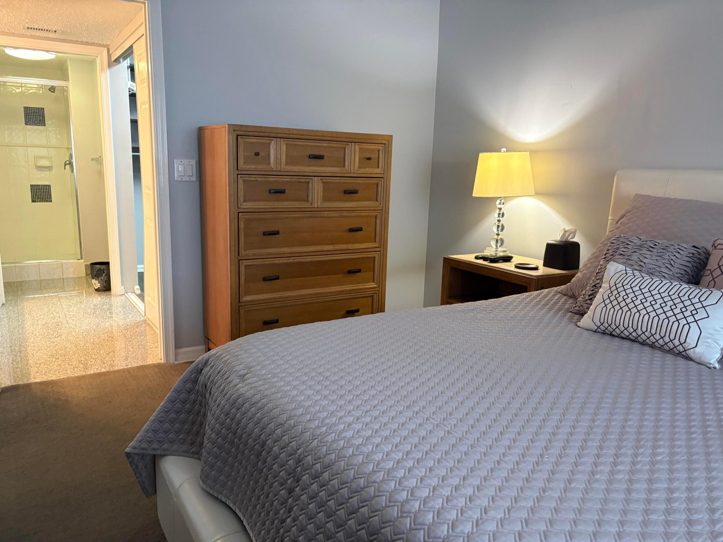 SOUTHAMPTON CONDOMINIUM I - Residential