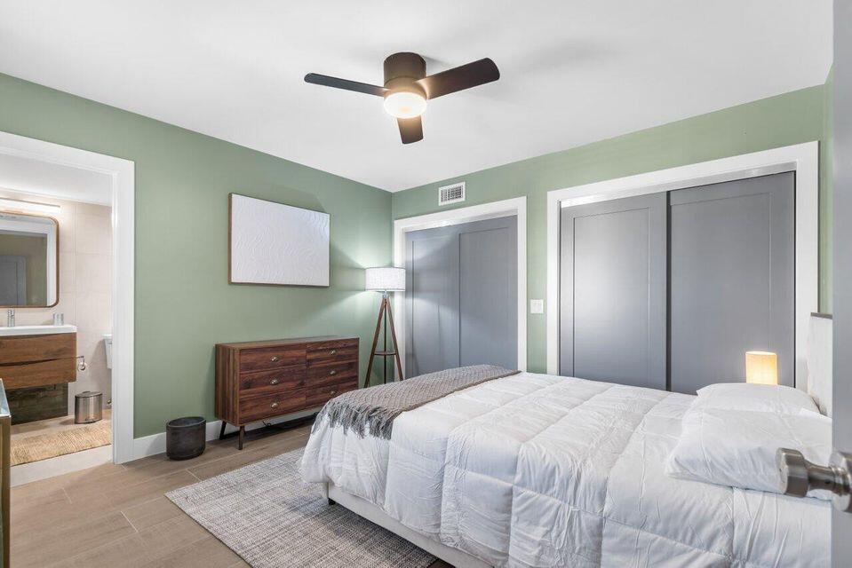 WATERBEND AT JONATHANS LANDING CONDO - Residential