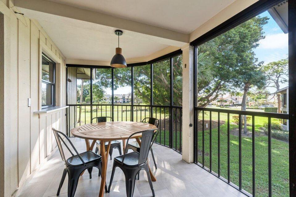 WATERBEND AT JONATHANS LANDING CONDO - Residential