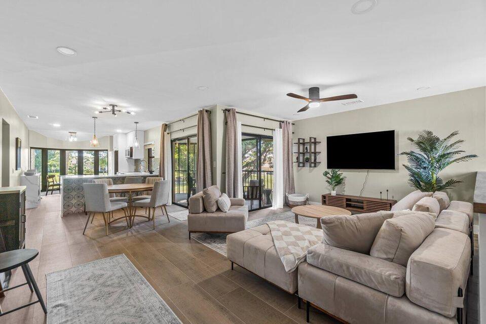 WATERBEND AT JONATHANS LANDING CONDO - Residential
