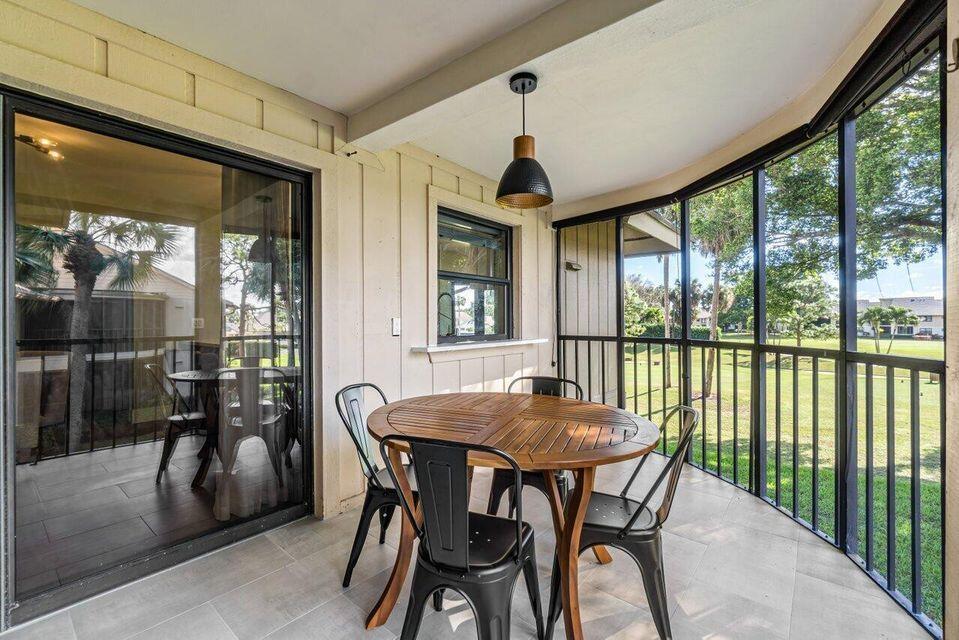 WATERBEND AT JONATHANS LANDING CONDO - Residential