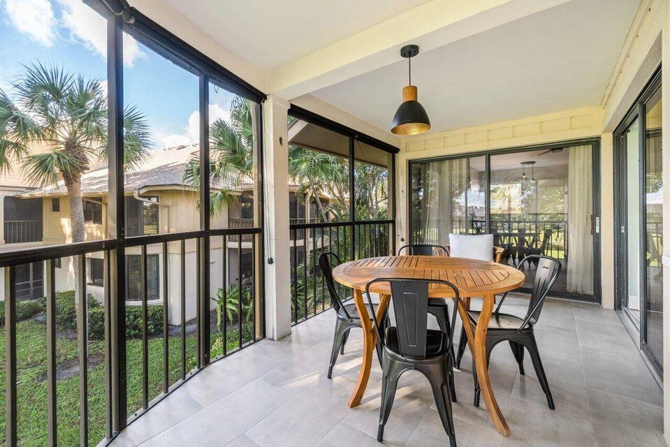 WATERBEND AT JONATHANS LANDING CONDO - Residential