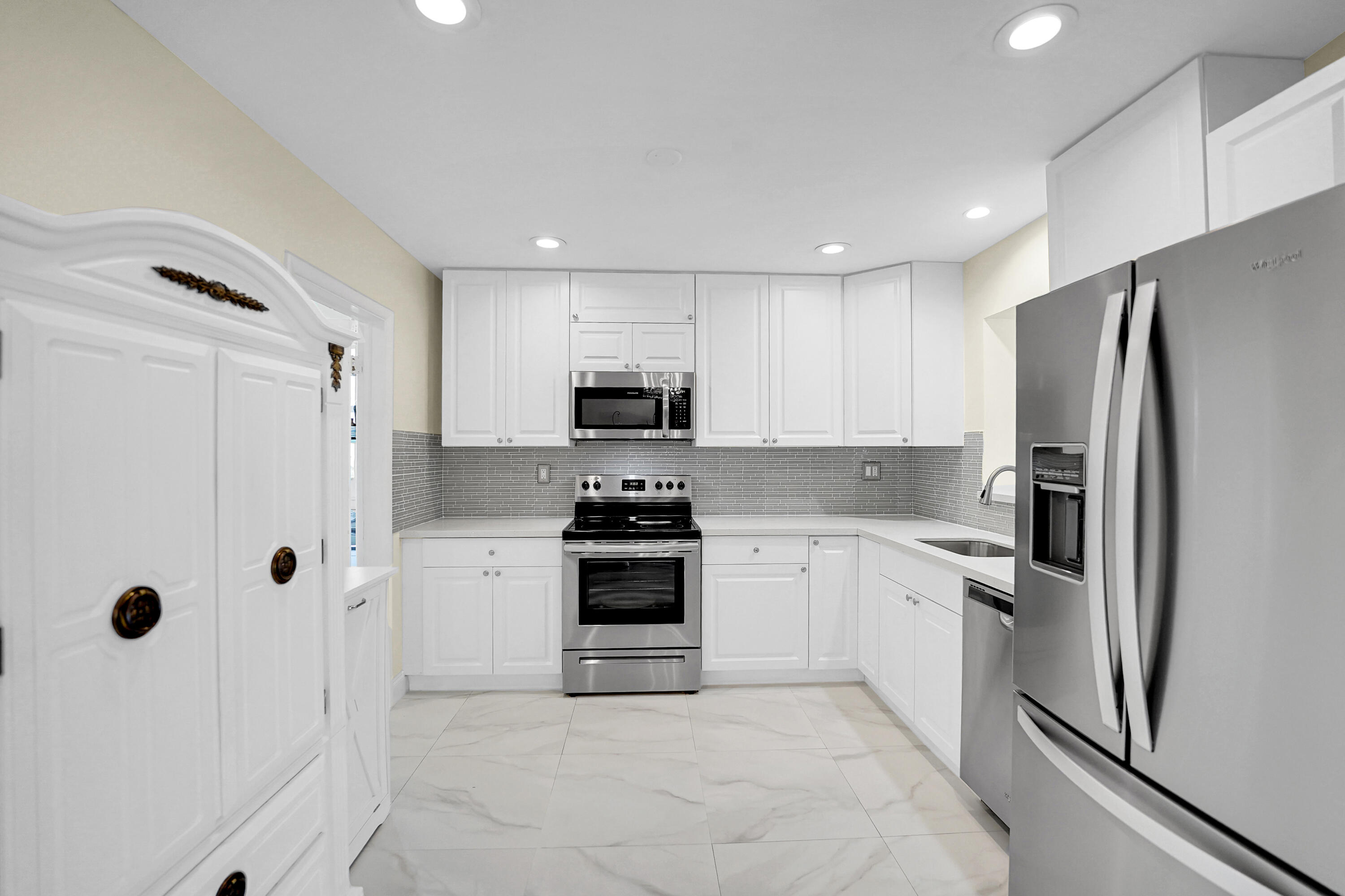 ORANGEBROOK GOLF ESTATES - Residential