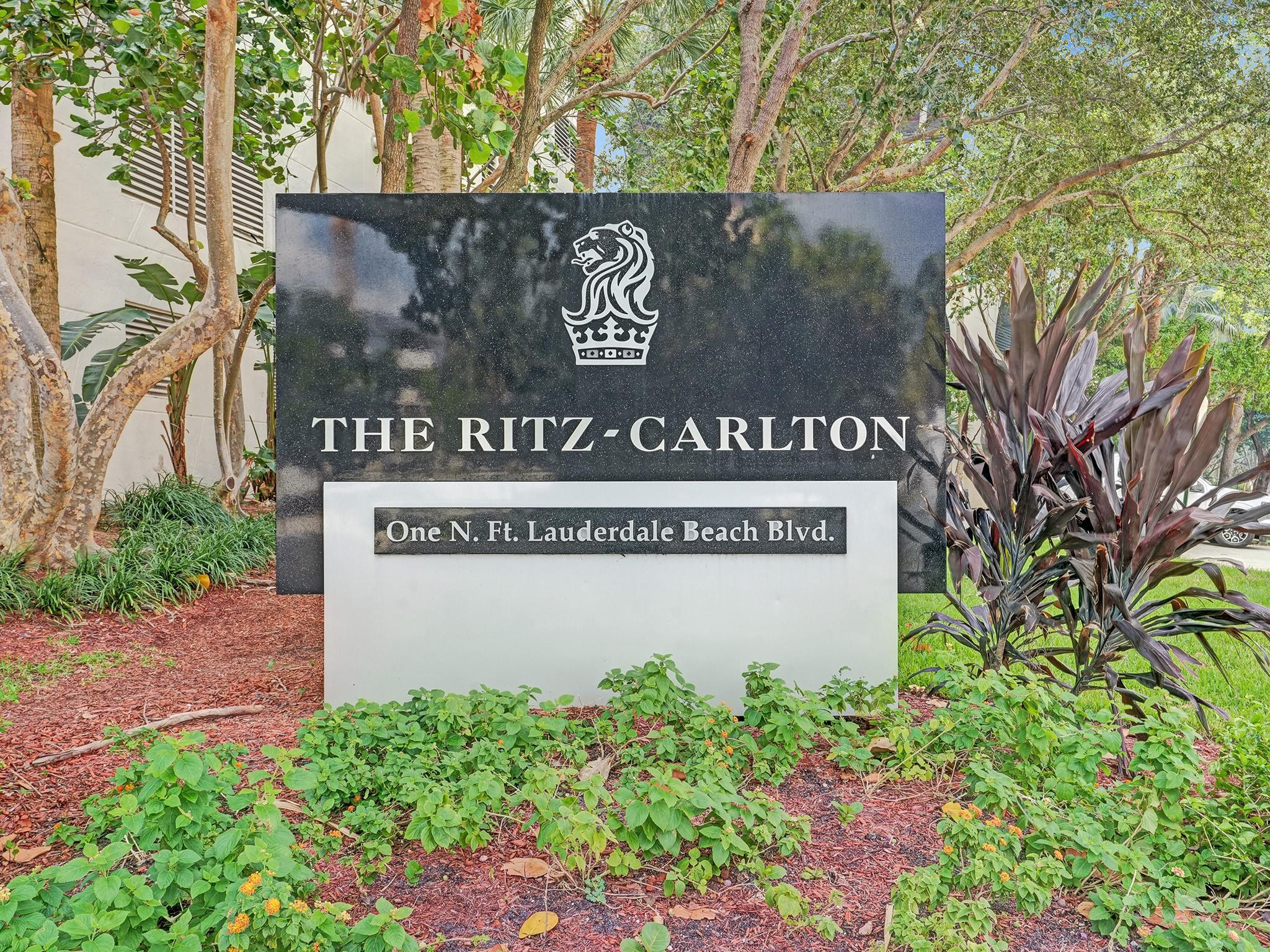 CASTILLO GRAND HOTEL RESIDENCES - Residential
