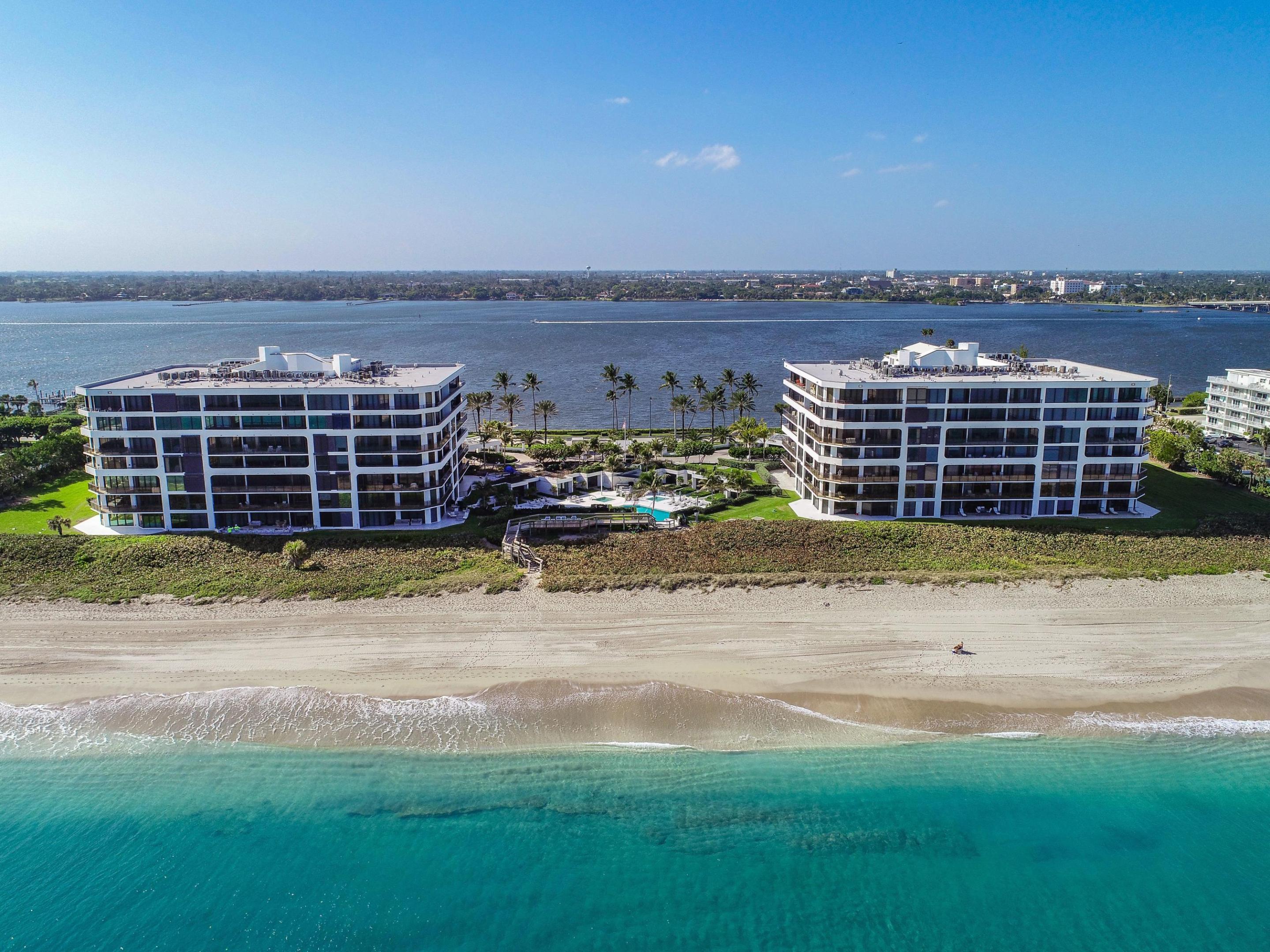 PALM BEACH HAMPTONCONDO DECL FILED 4-26-85-IN - Residential