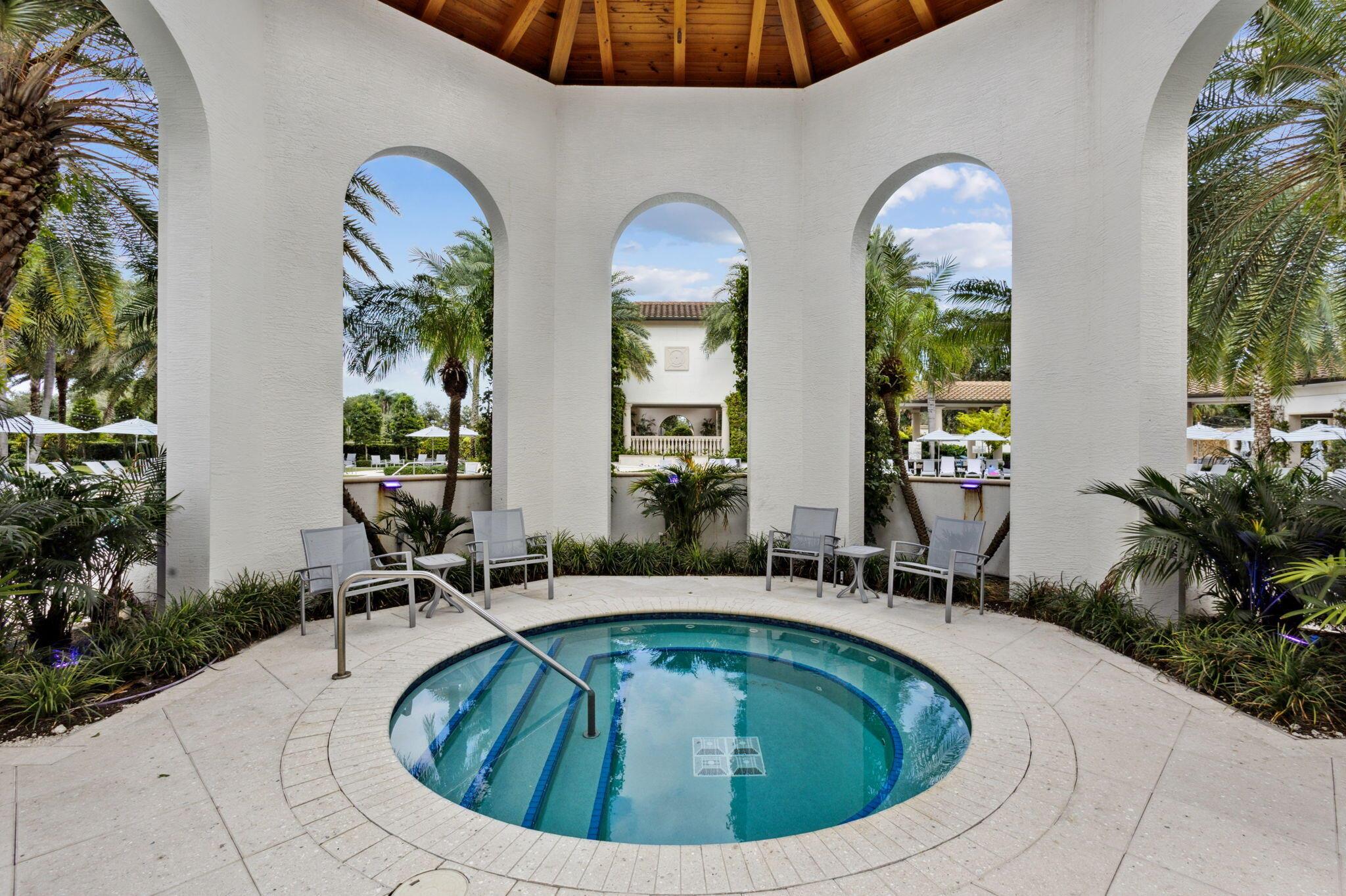 ADDISON RESERVE PARS 4 & 5 - Residential